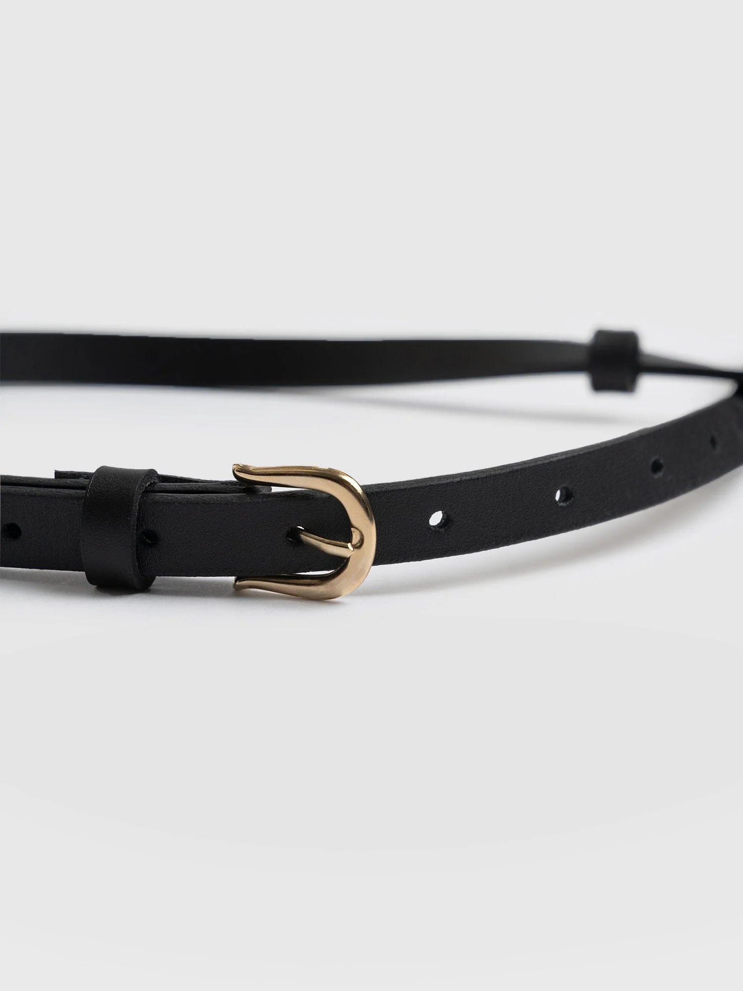 1005-axel-double-skinny-belt-black-1.webp