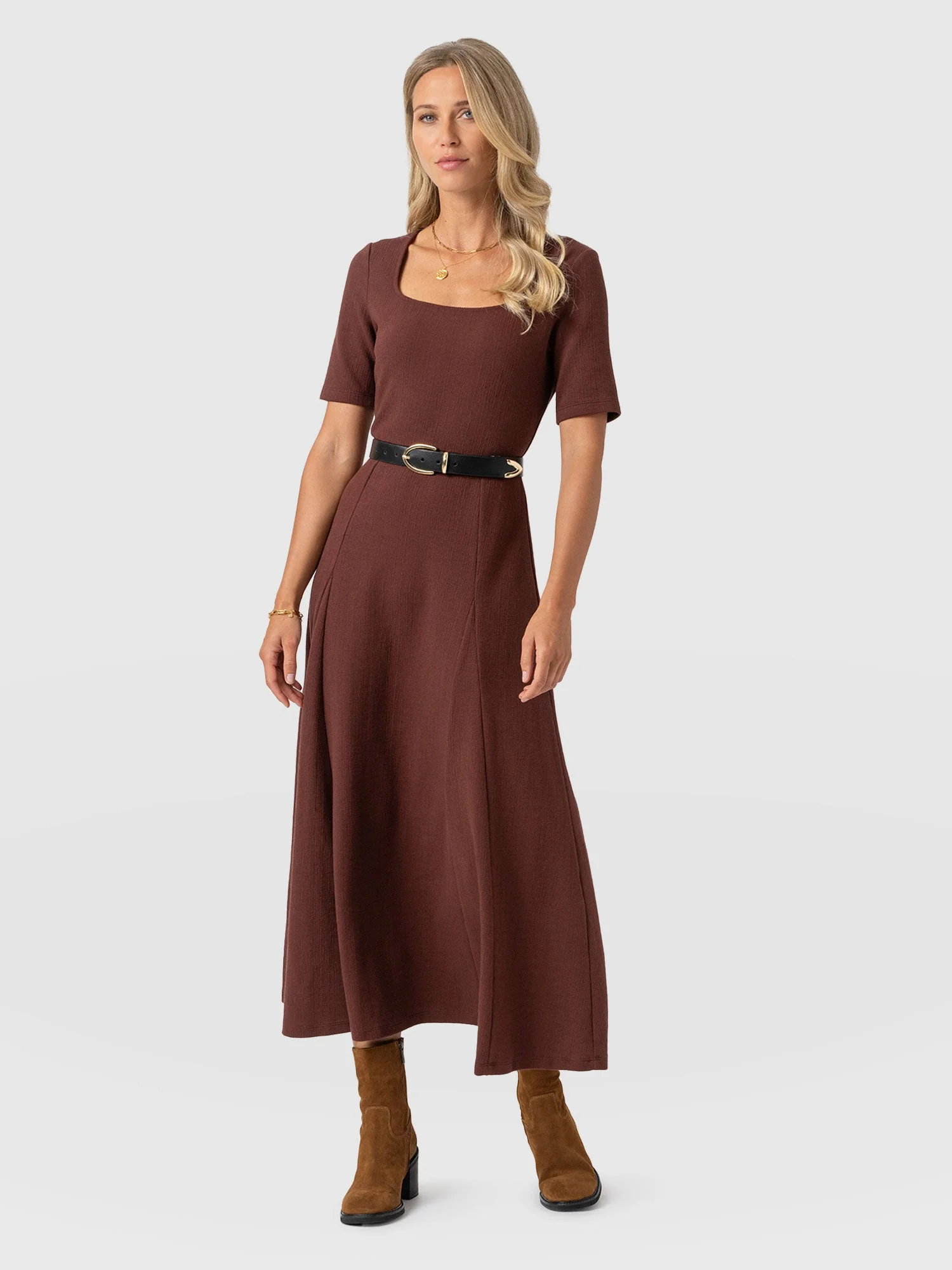 Akia Short Sleeve Dress - Maroon Textured