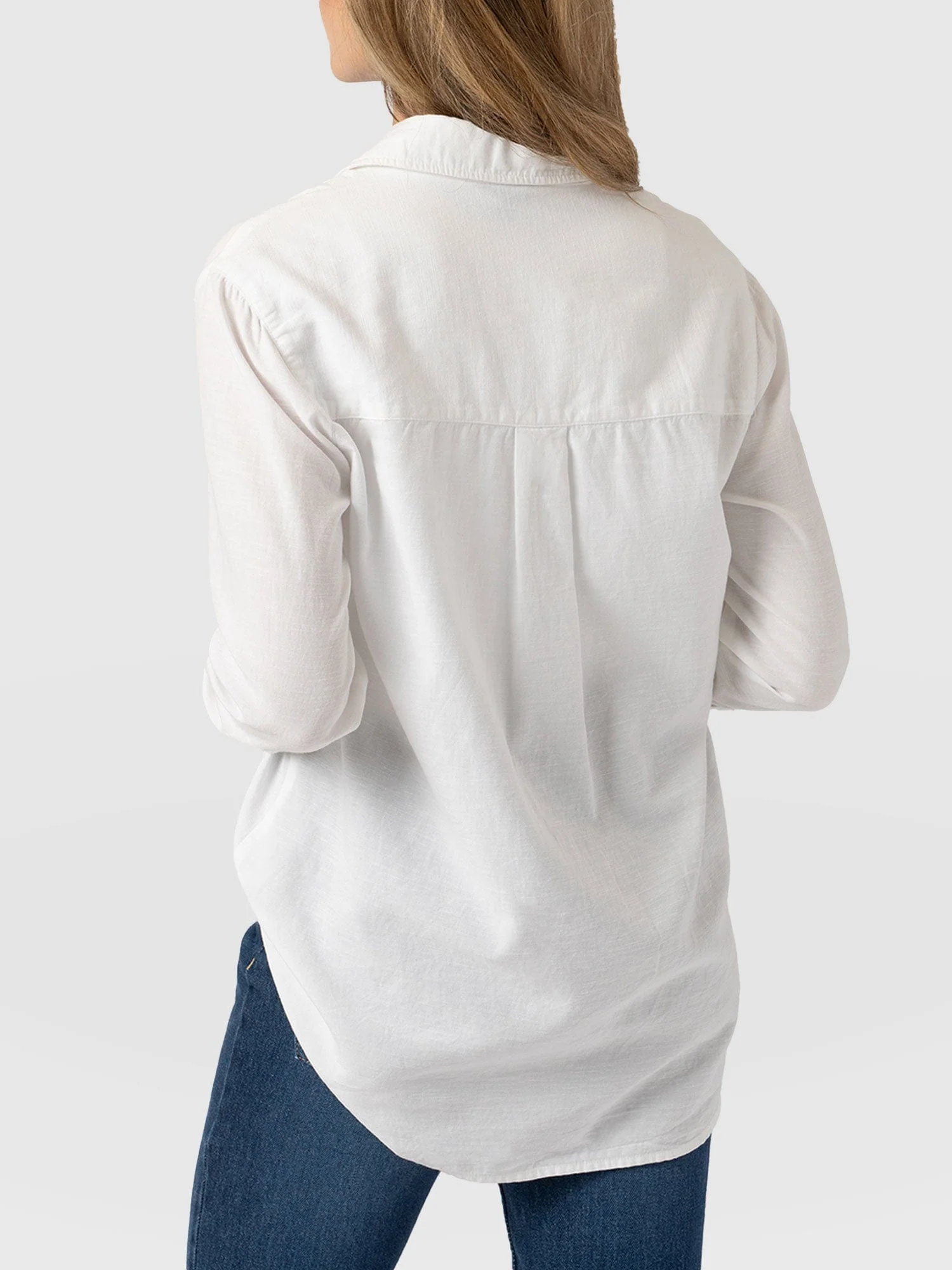 1318-boyfriend-shirt-white-1.webp