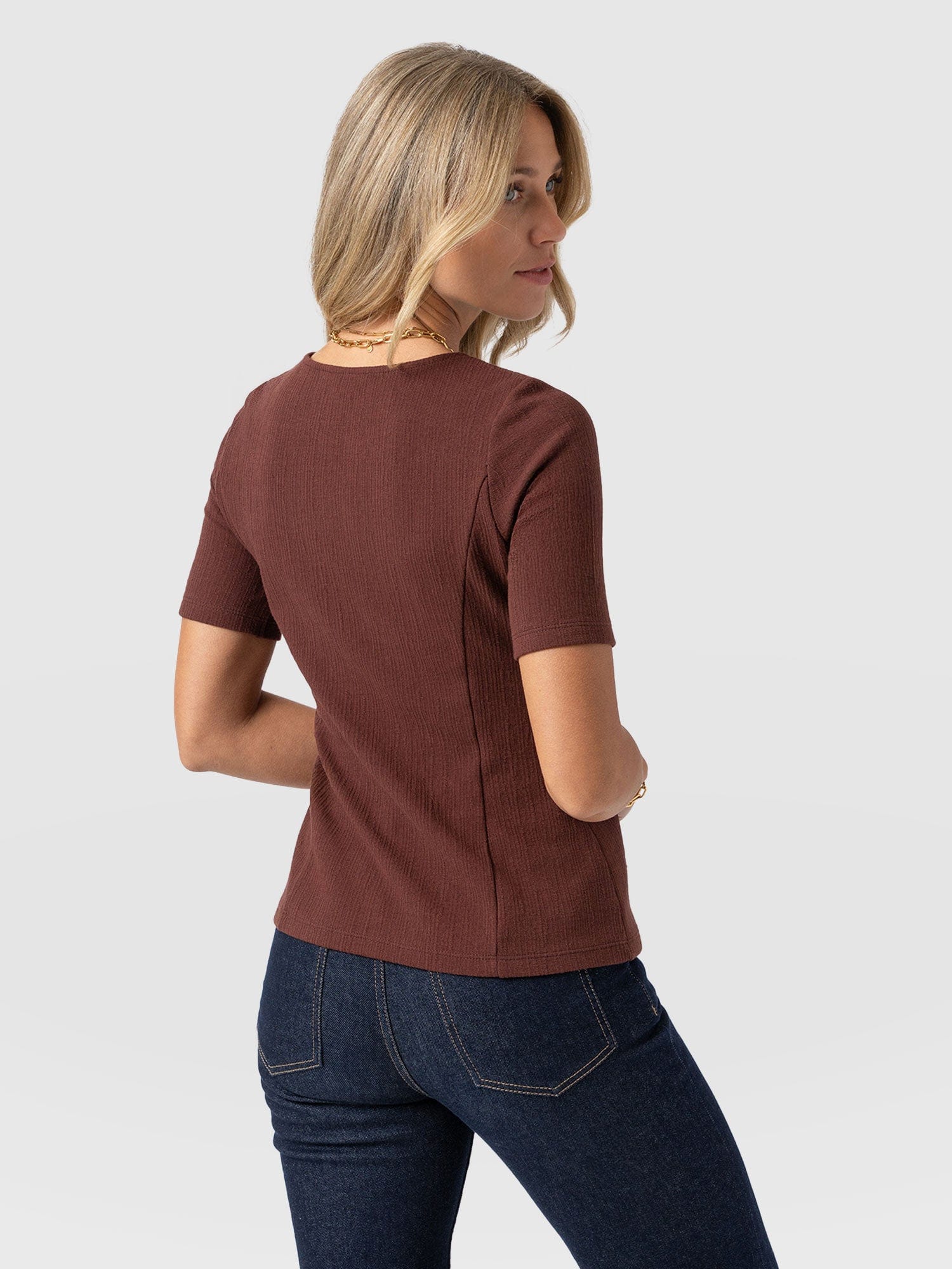 154-akia-short-sleeve-tee-maroon-textured-1.jpg