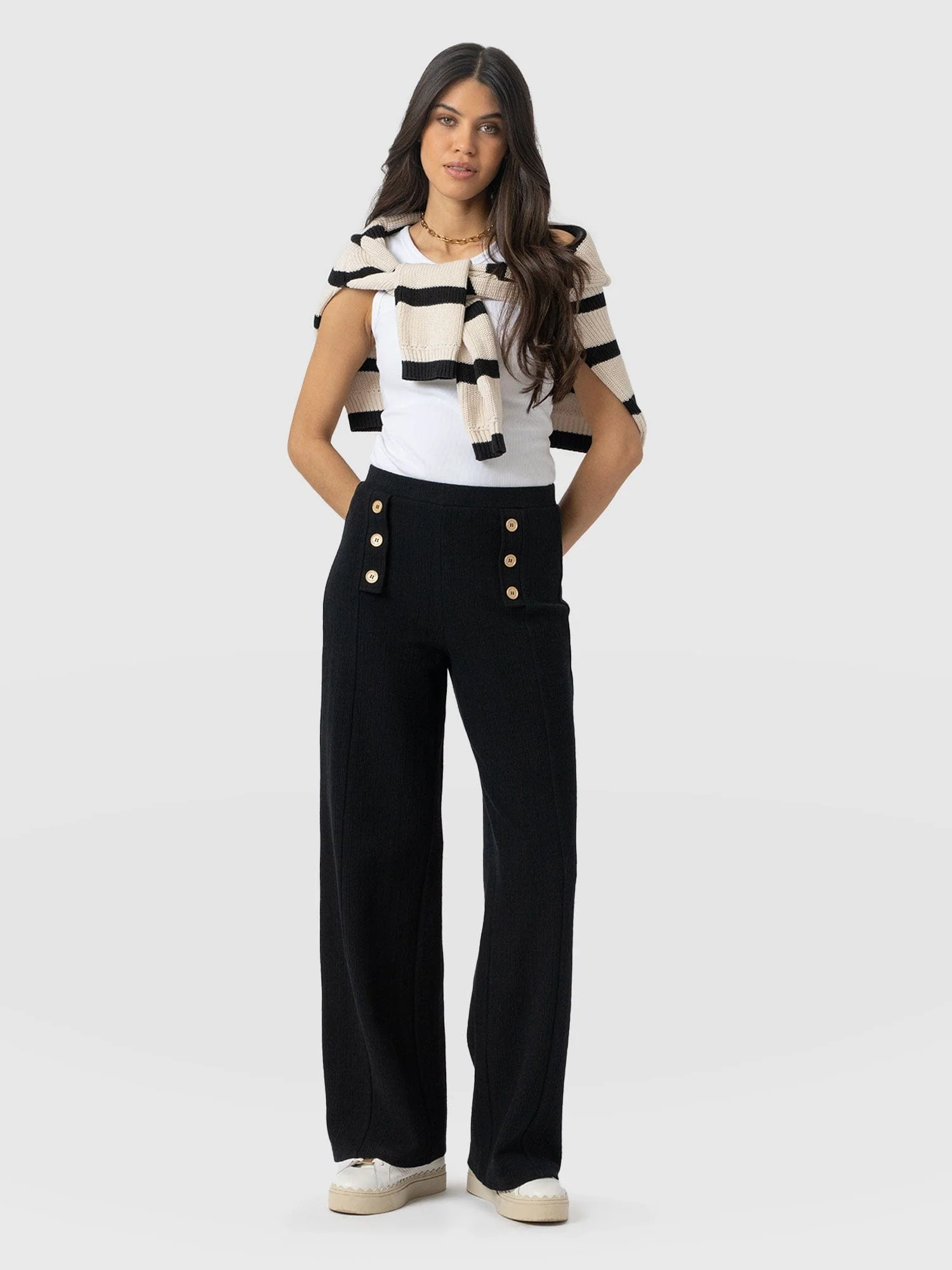 1892-chelsea-pant-black-textured-1.webp