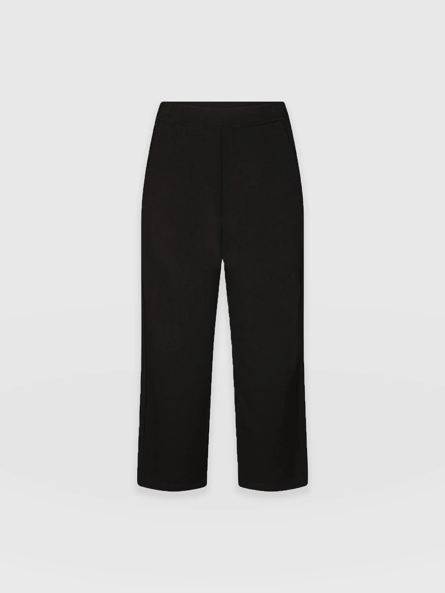 1942-city-culotte-black-pleats-1.webp