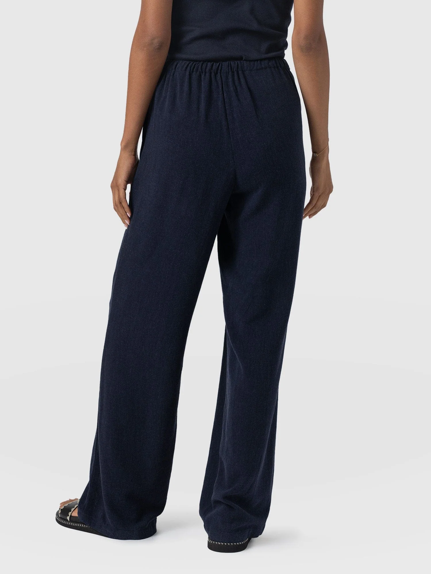 2021-corinne-linen-pant-navy-1.webp