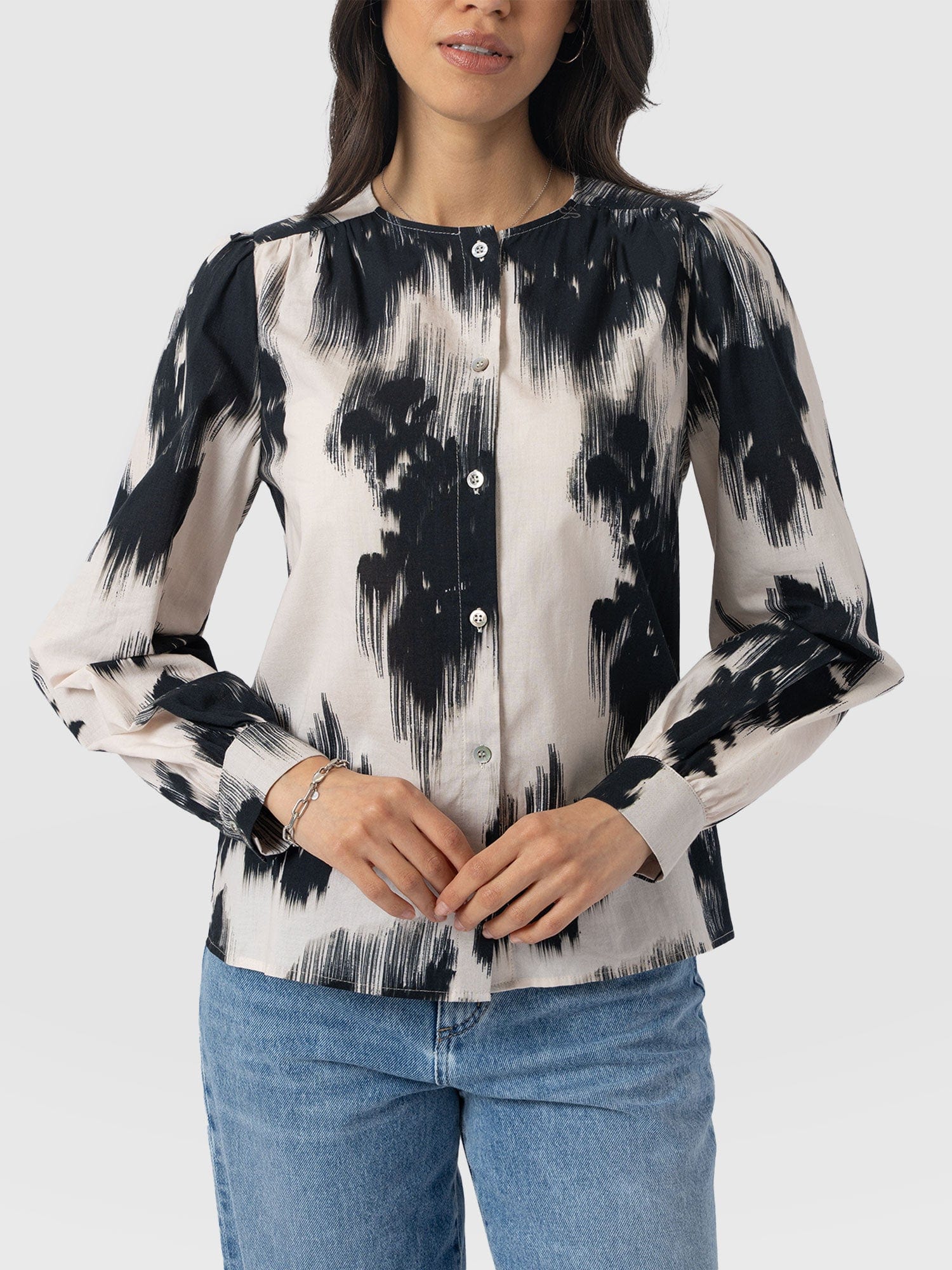 215-amelie-blouse-white-fade-floral-1.jpg