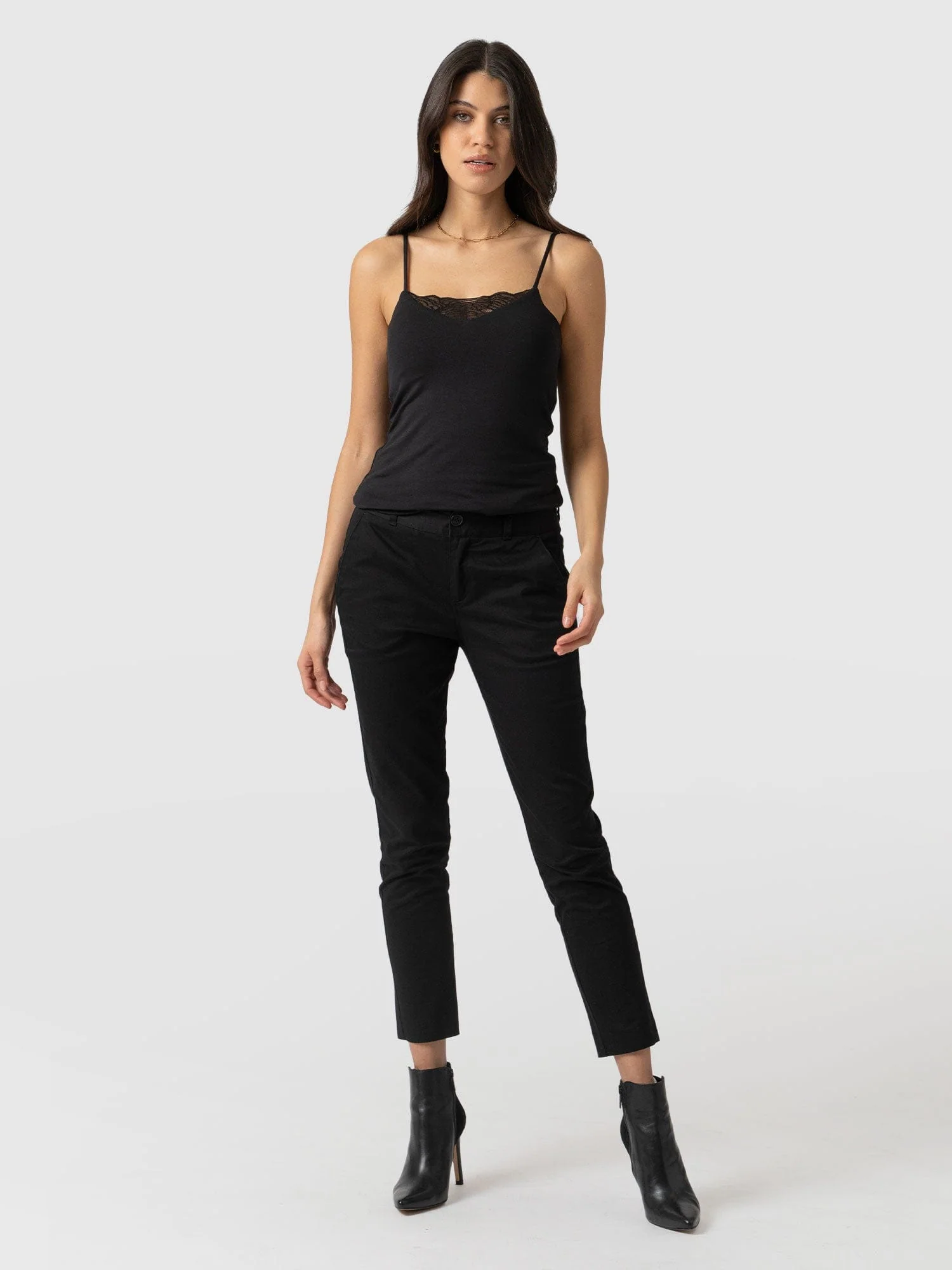 2672-eden-chino-black-1.webp