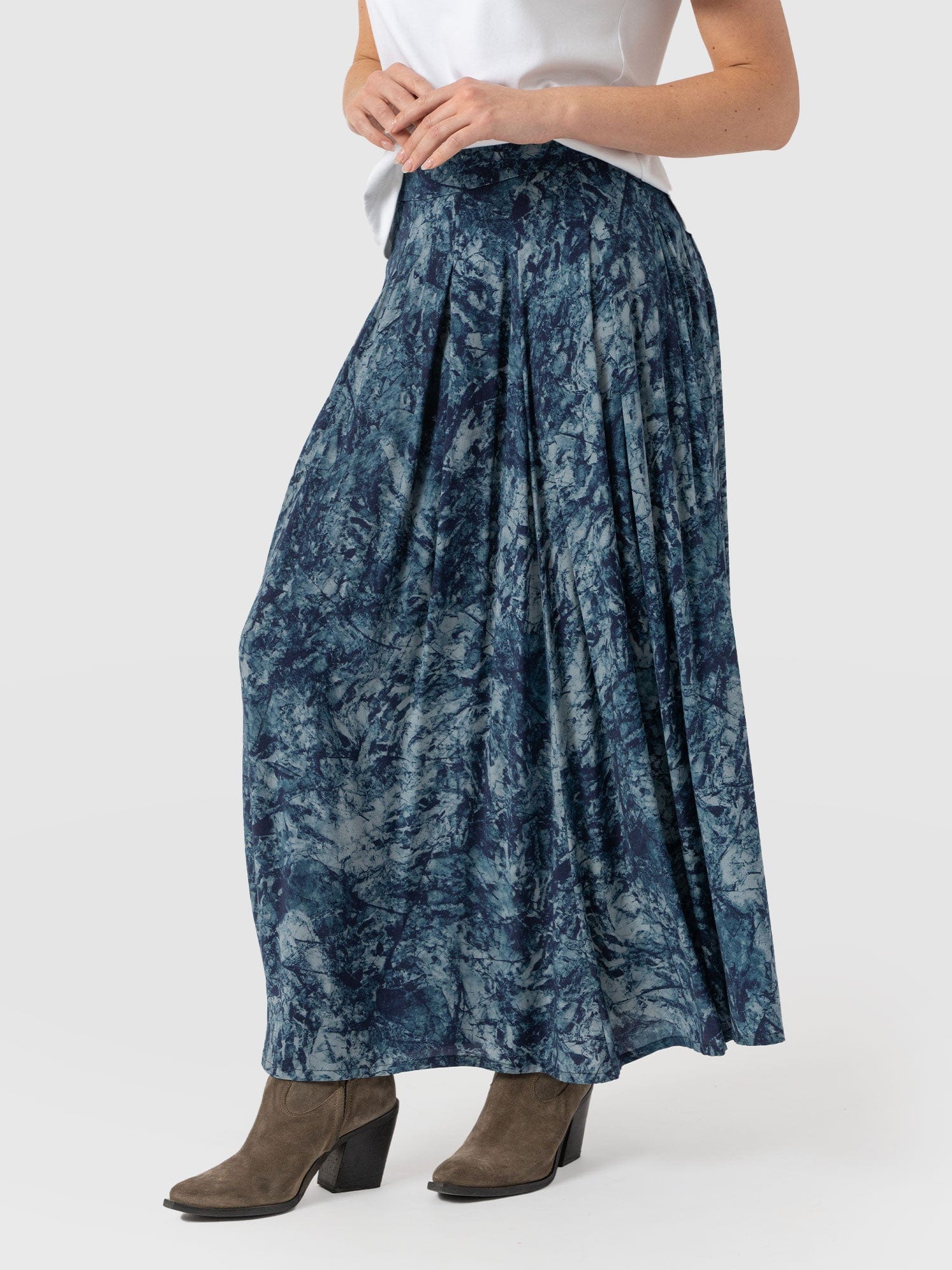 2732-eliza-pleated-skirt-blue-marble-1.jpg