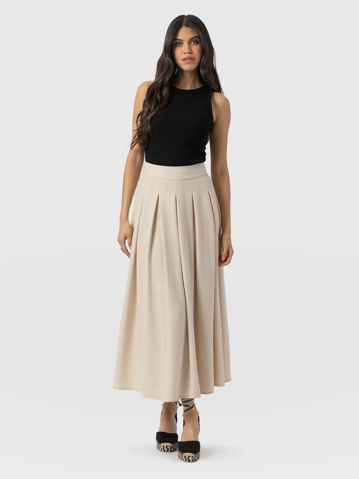 2742-eliza-pleated-skirt-cream-1.webp