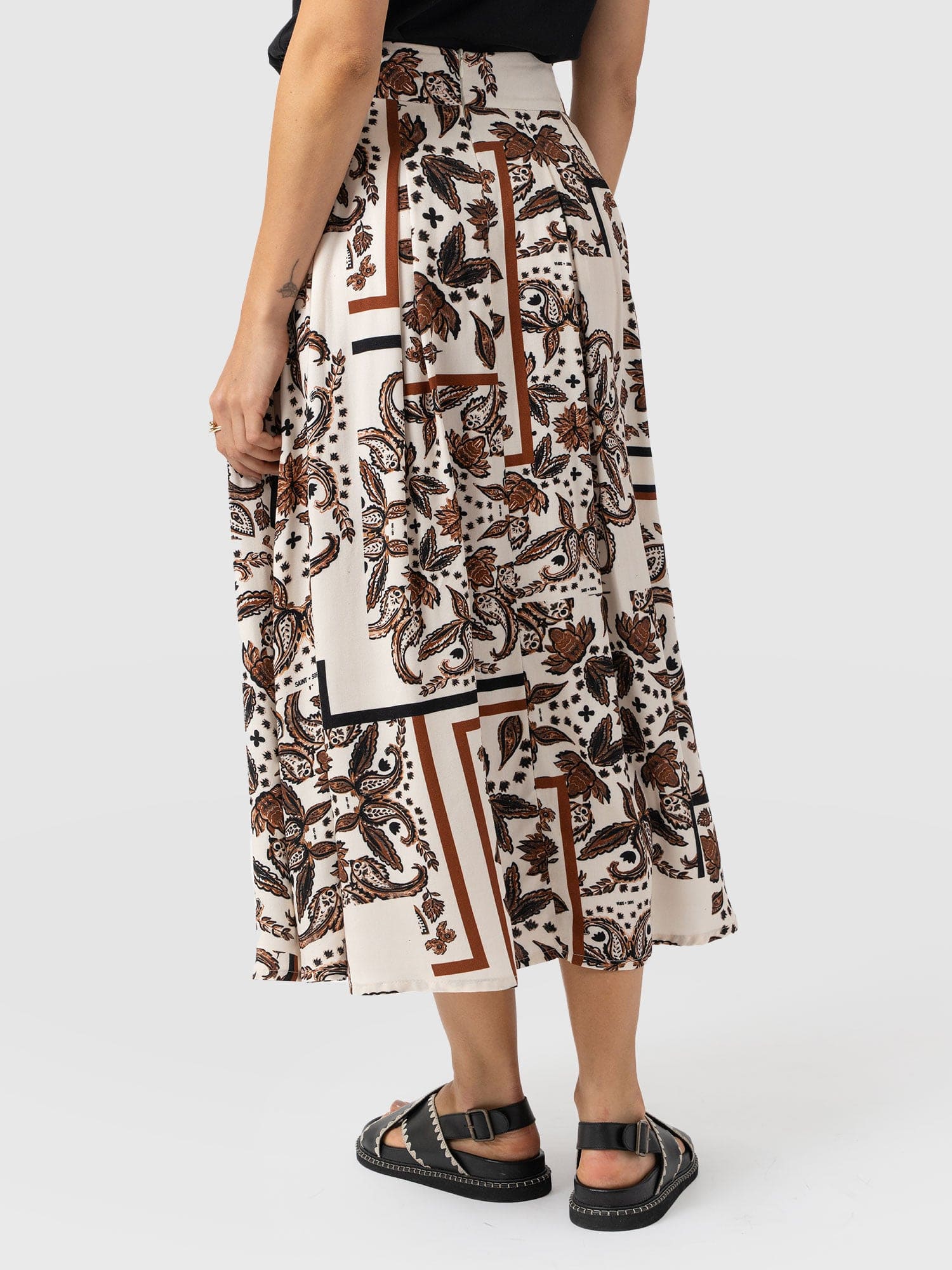 2752-eliza-pleated-skirt-cream-paisley-1.jpg