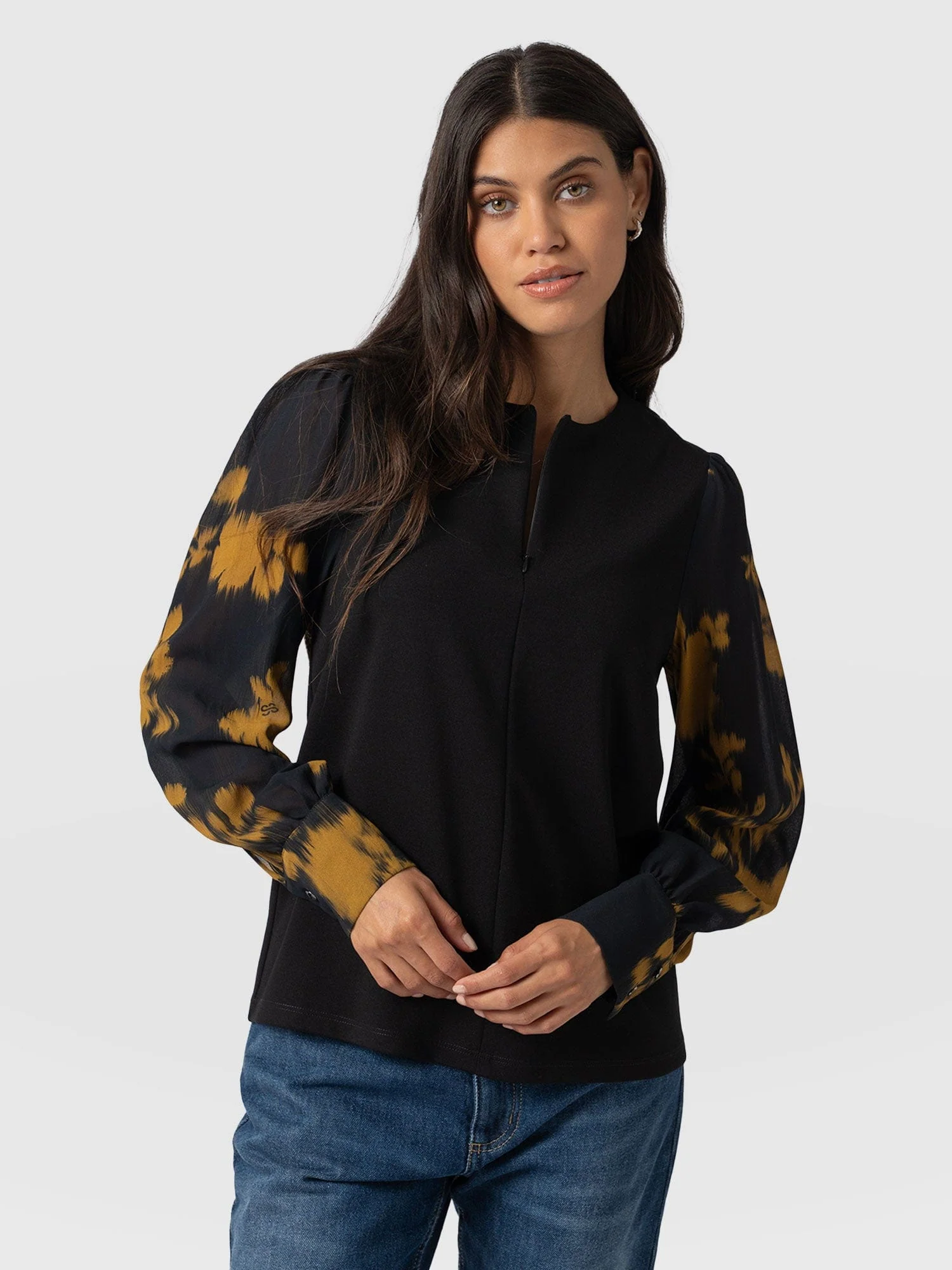 2947-esme-zip-up-top-yellow-fade-floral-1.webp
