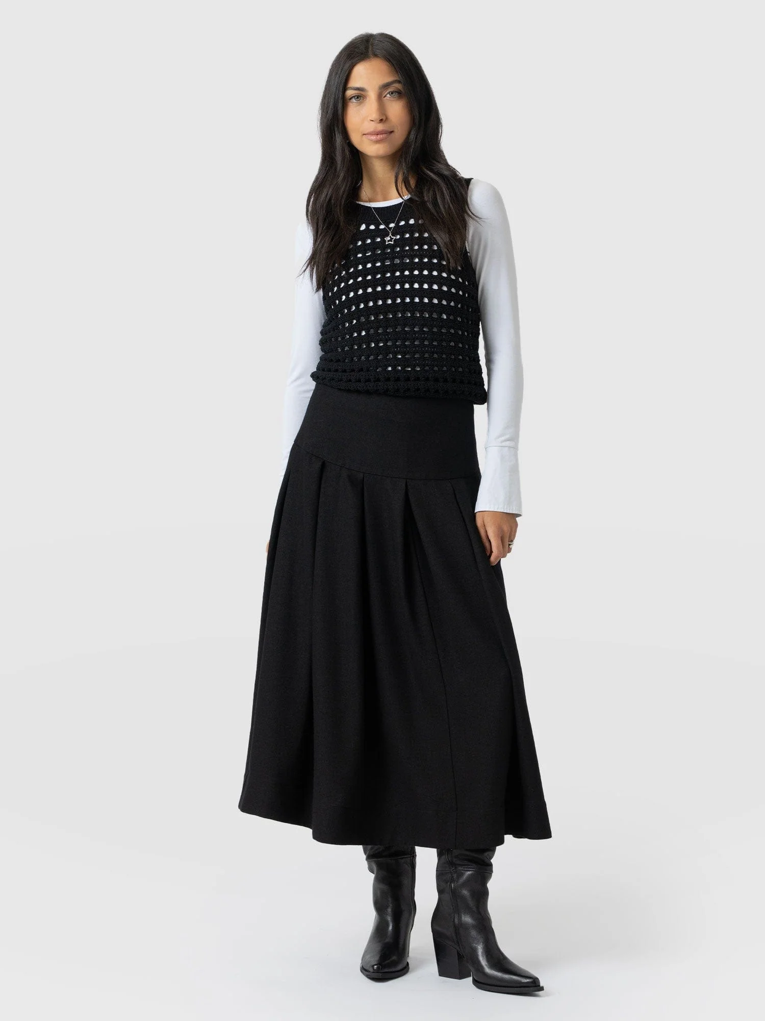 Everly Pleated Skirt - Black