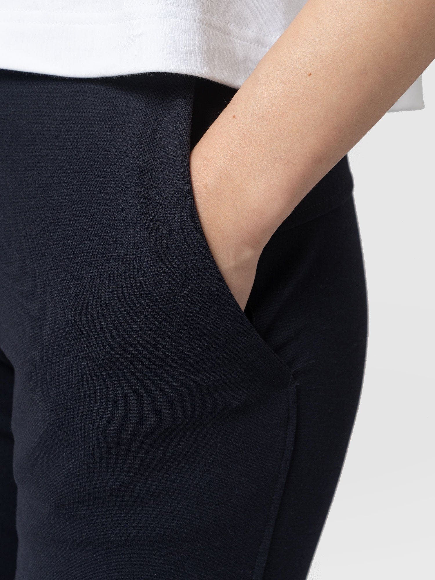 3275-finsbury-pant-navy-1.webp