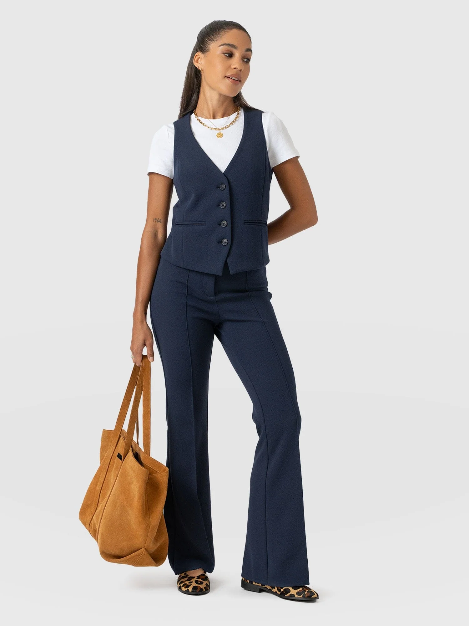 Freya Flared Pant - Navy