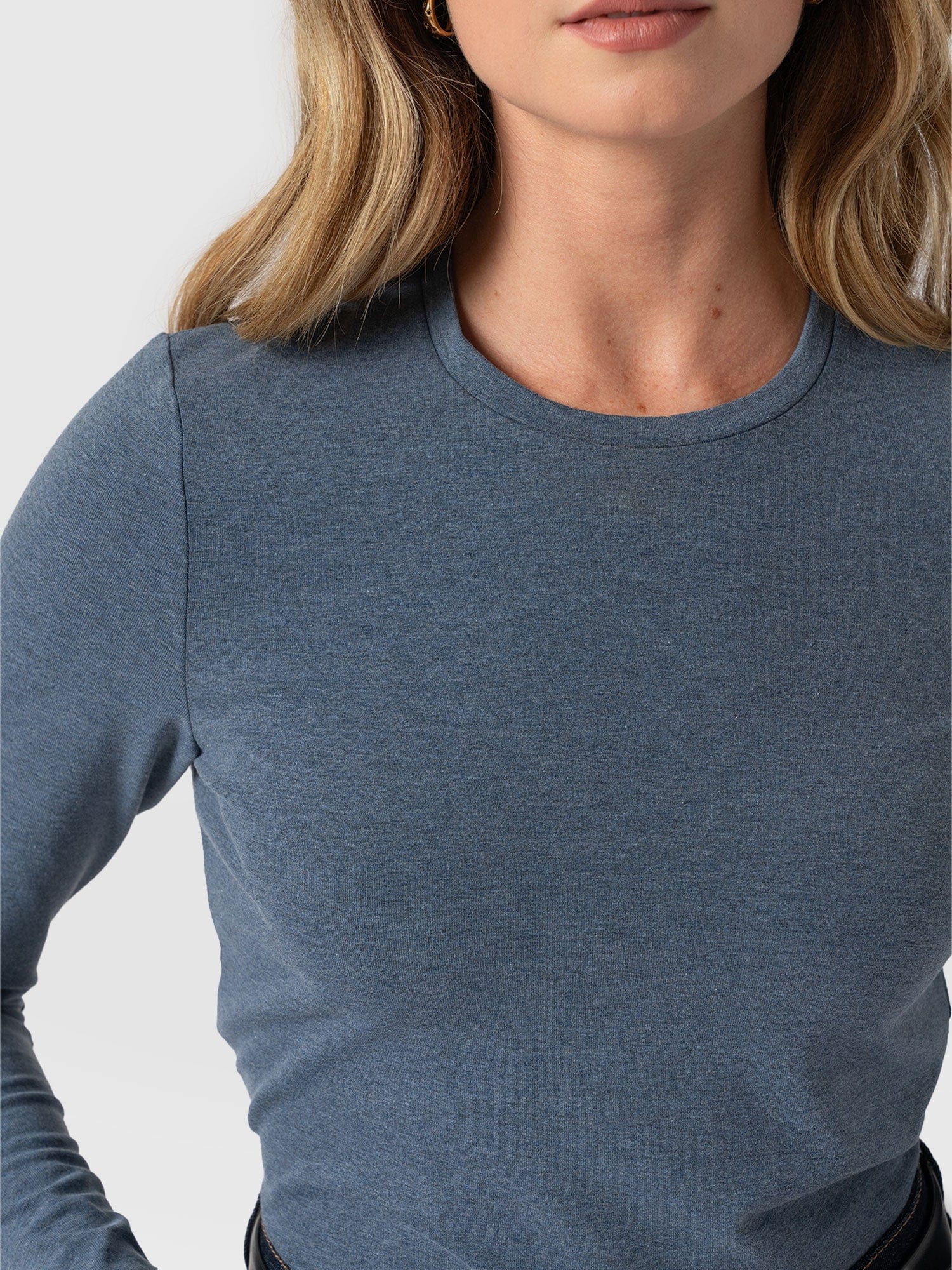 3434-glen-crew-neck-tee-long-sleeve-blue-1.webp