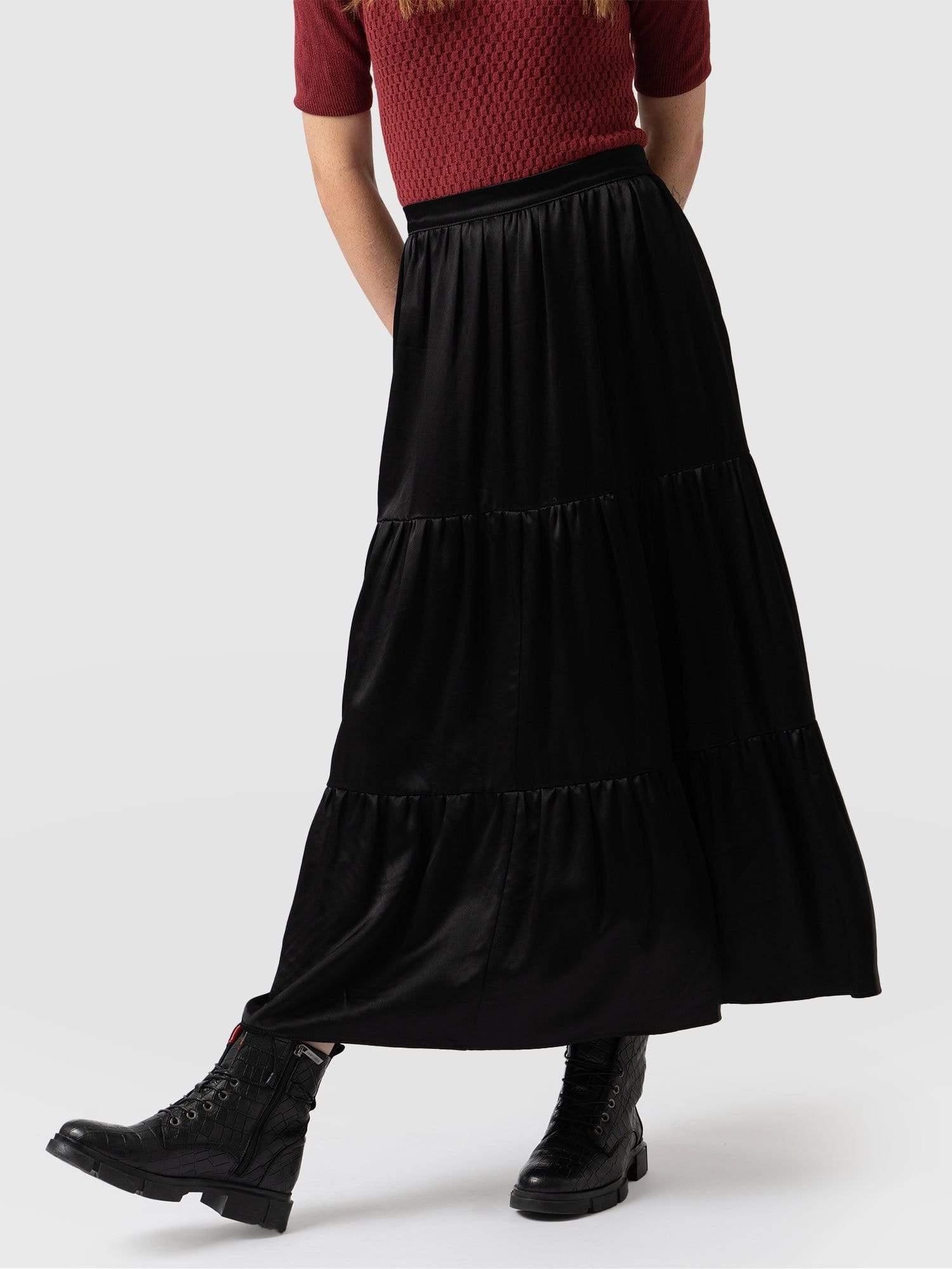 3545-greenwich-skirt-gloss-black-1.jpg