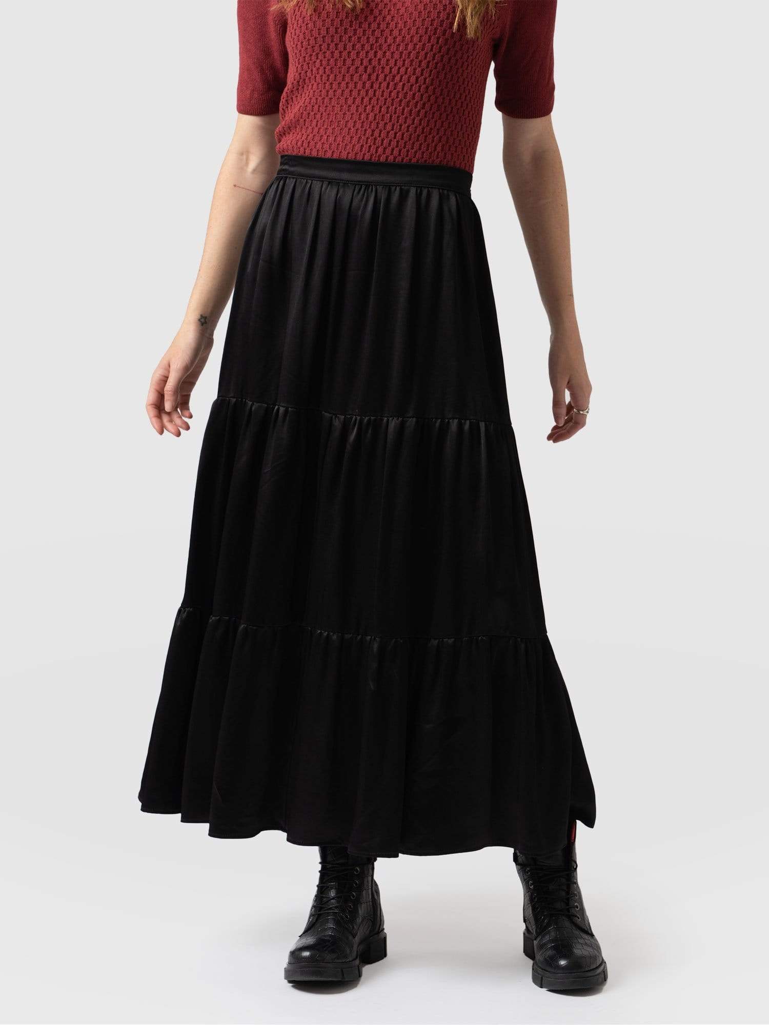 3545-greenwich-skirt-gloss-black-1.jpg
