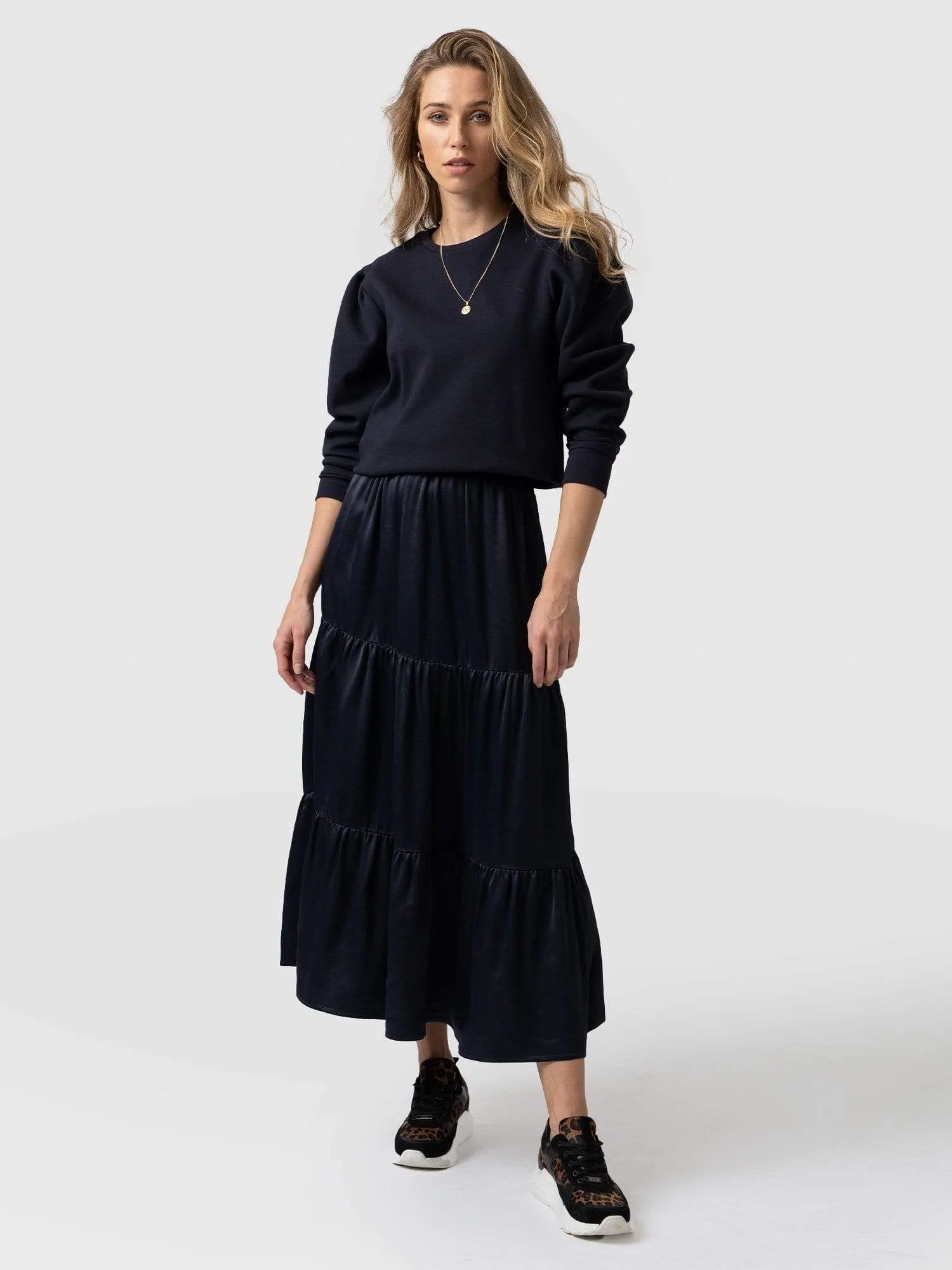 3555-greenwich-skirt-navy-viscose-1.webp