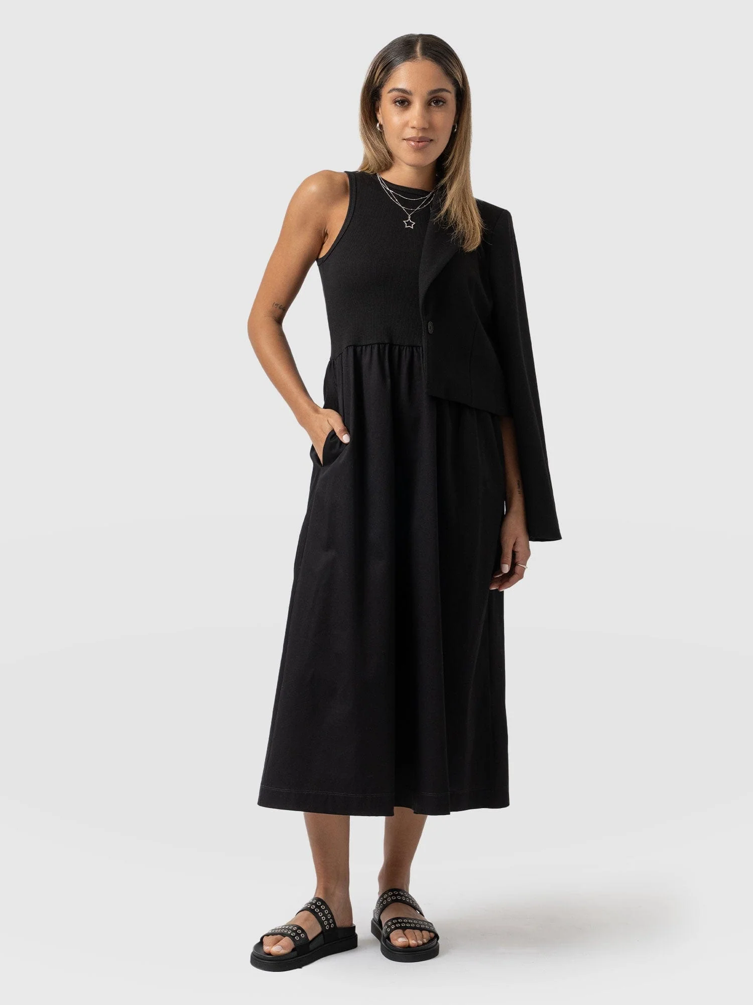 3819-ivy-full-skirt-sleeveless-dress-black-1.webp
