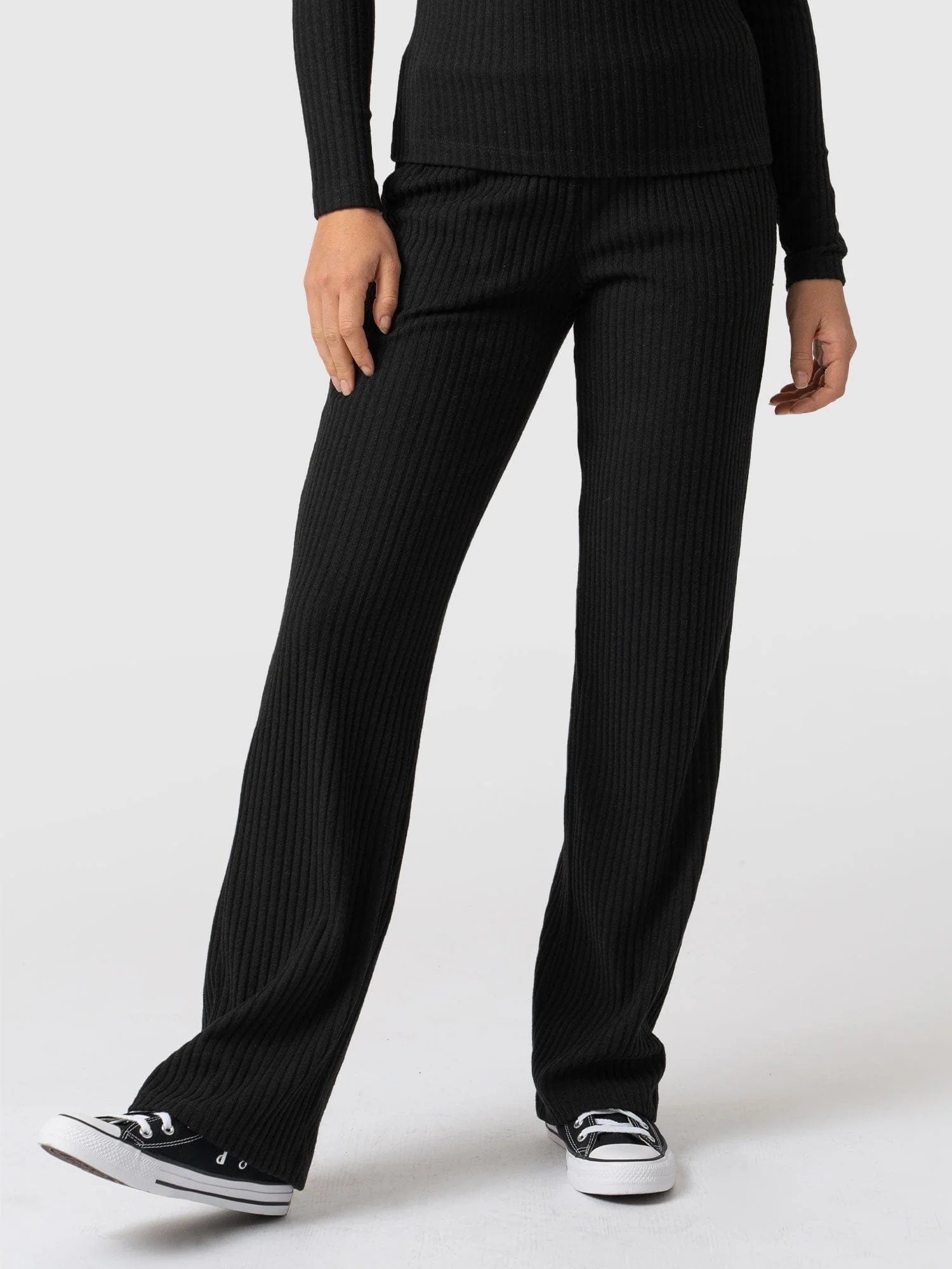 386-apartment-pant-ribbed-black-rib-1.webp
