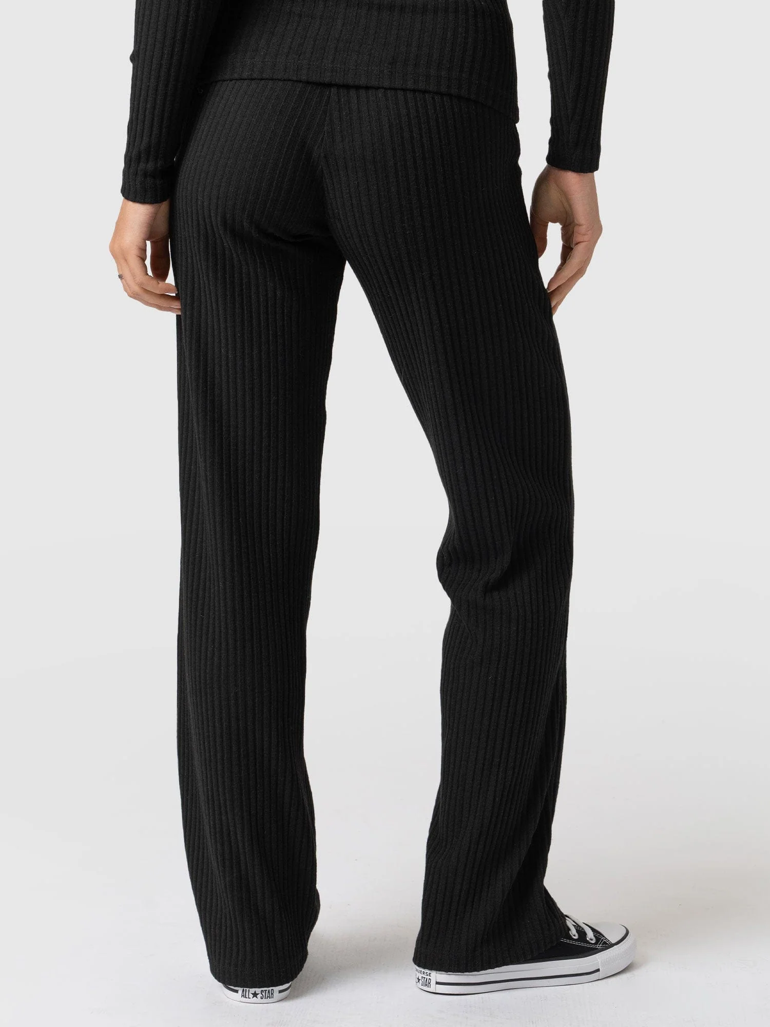 386-apartment-pant-ribbed-black-rib-1.webp