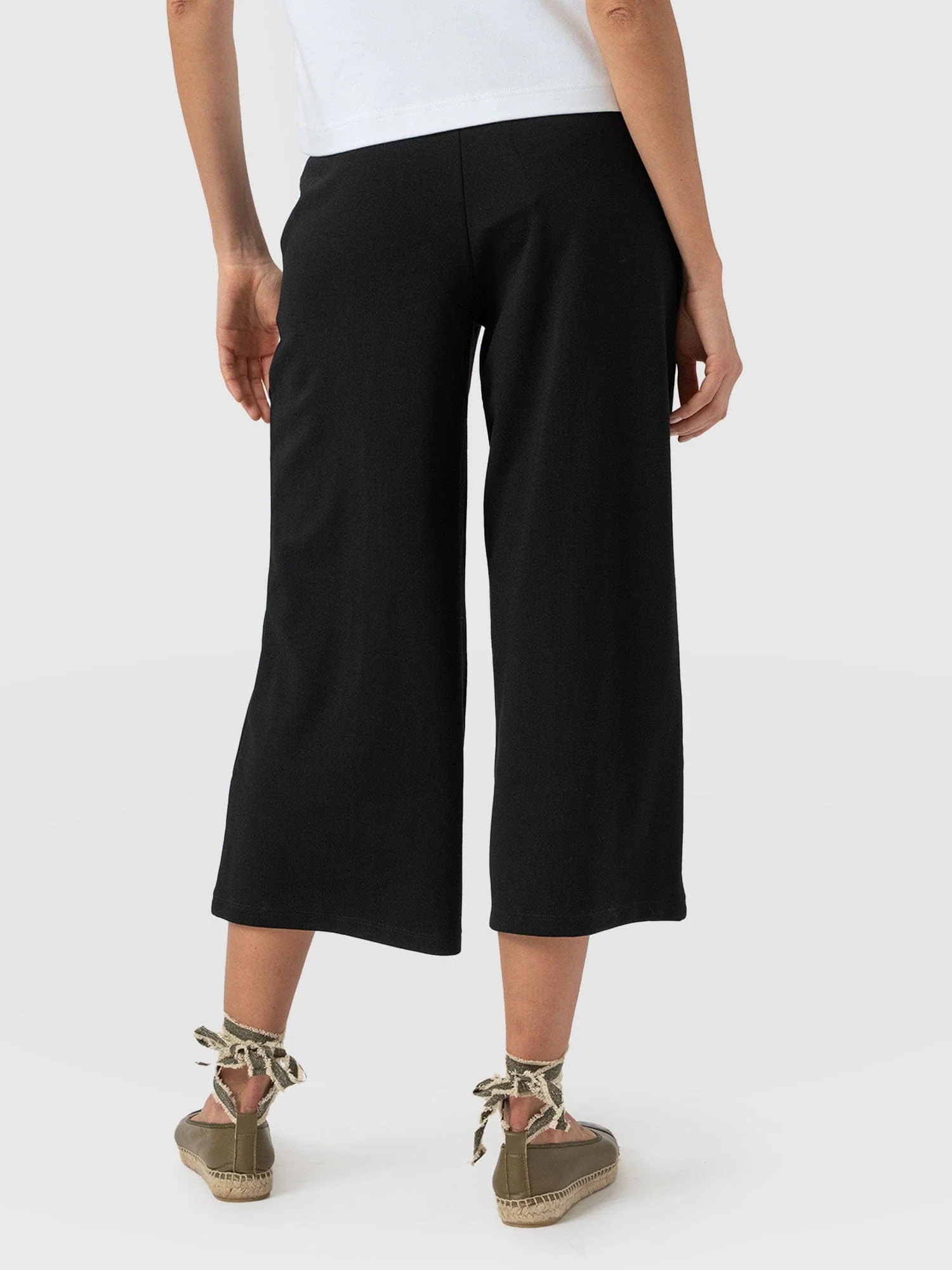 3931-keller-culotte-black-1.webp