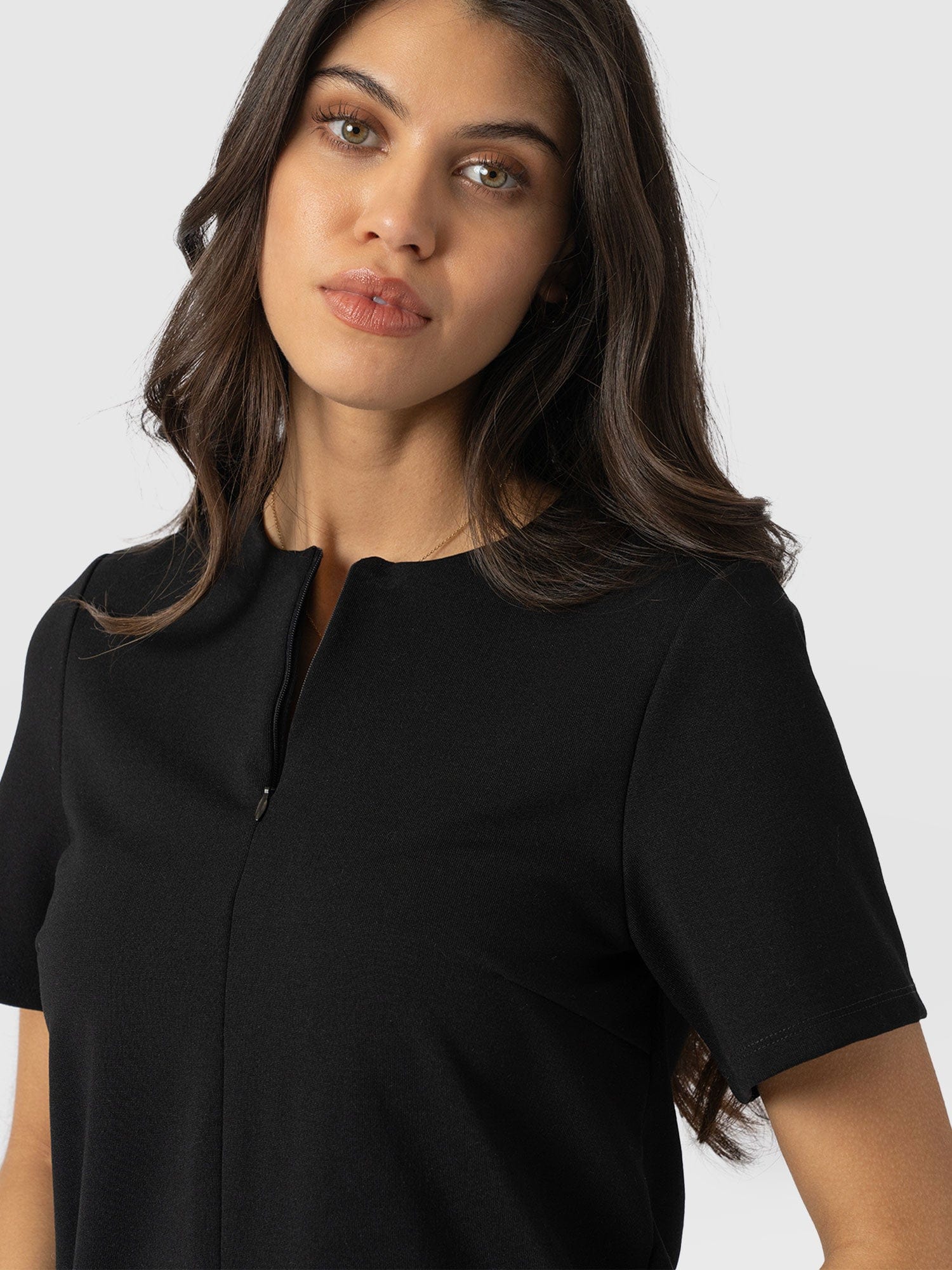4153-keller-zip-up-tee-black-1.webp