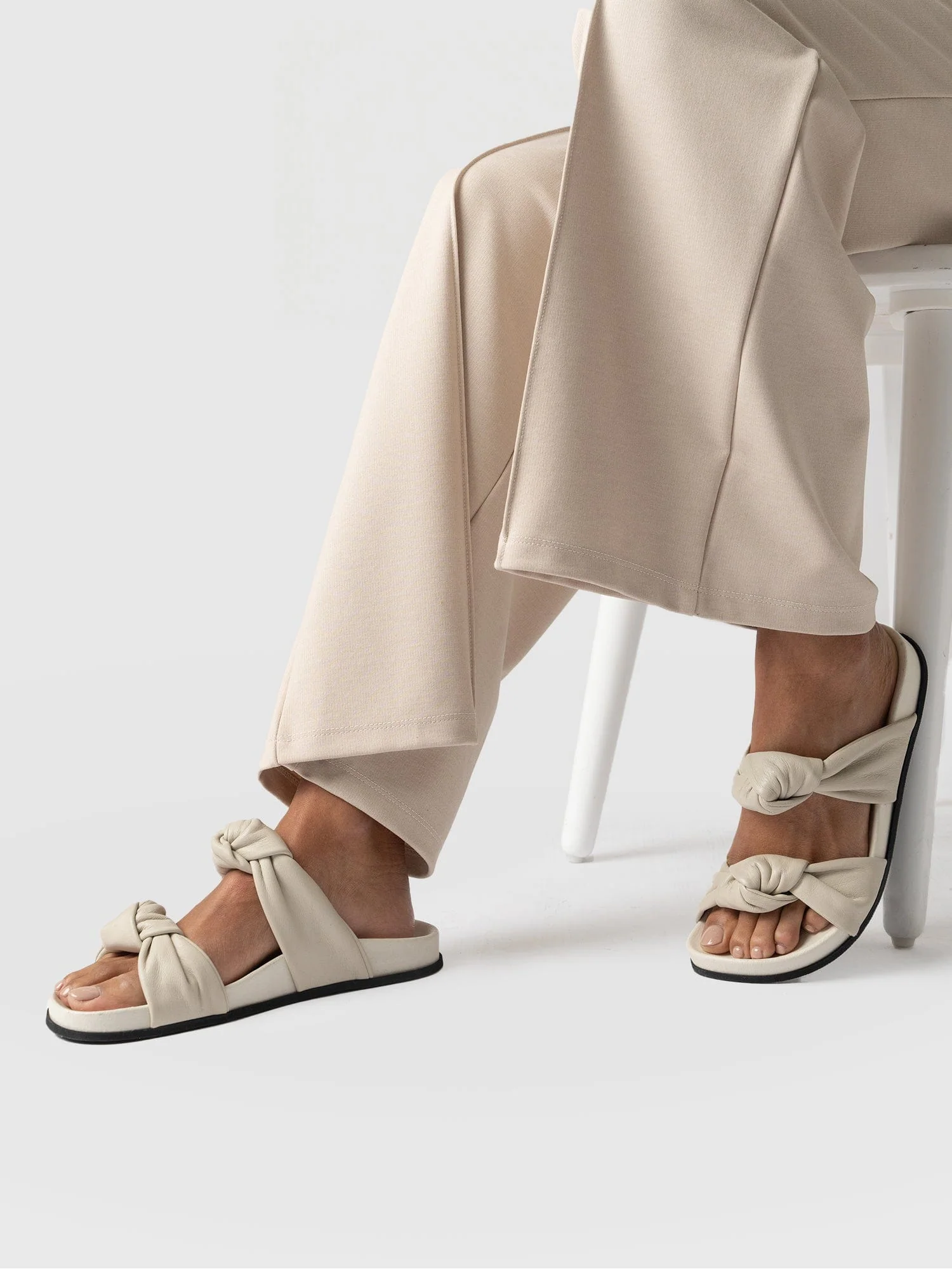 4193-kingston-knot-sandal-cream-1.webp