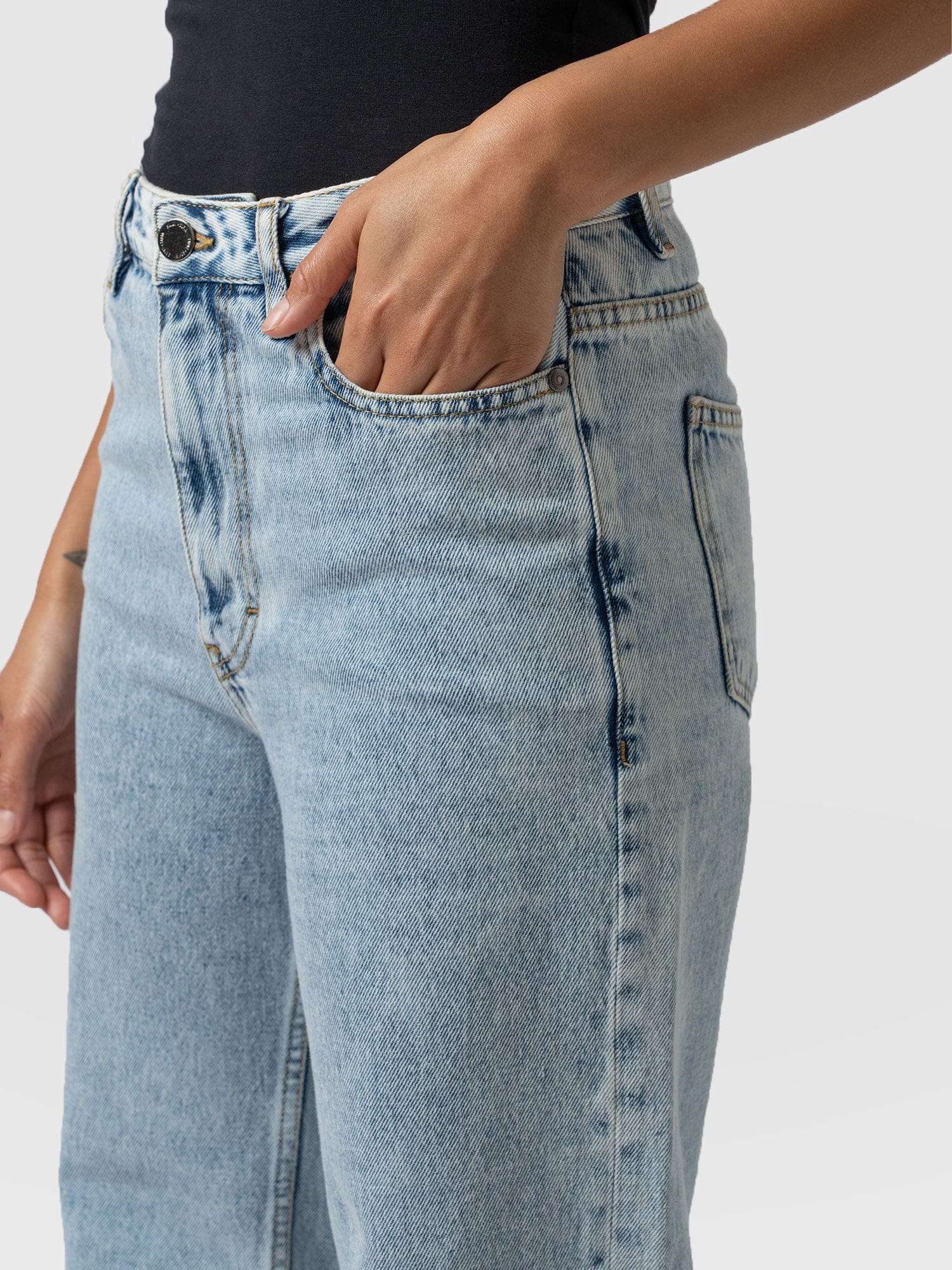 42-adjustable-wide-leg-jeans-pale-blue-1.jpg