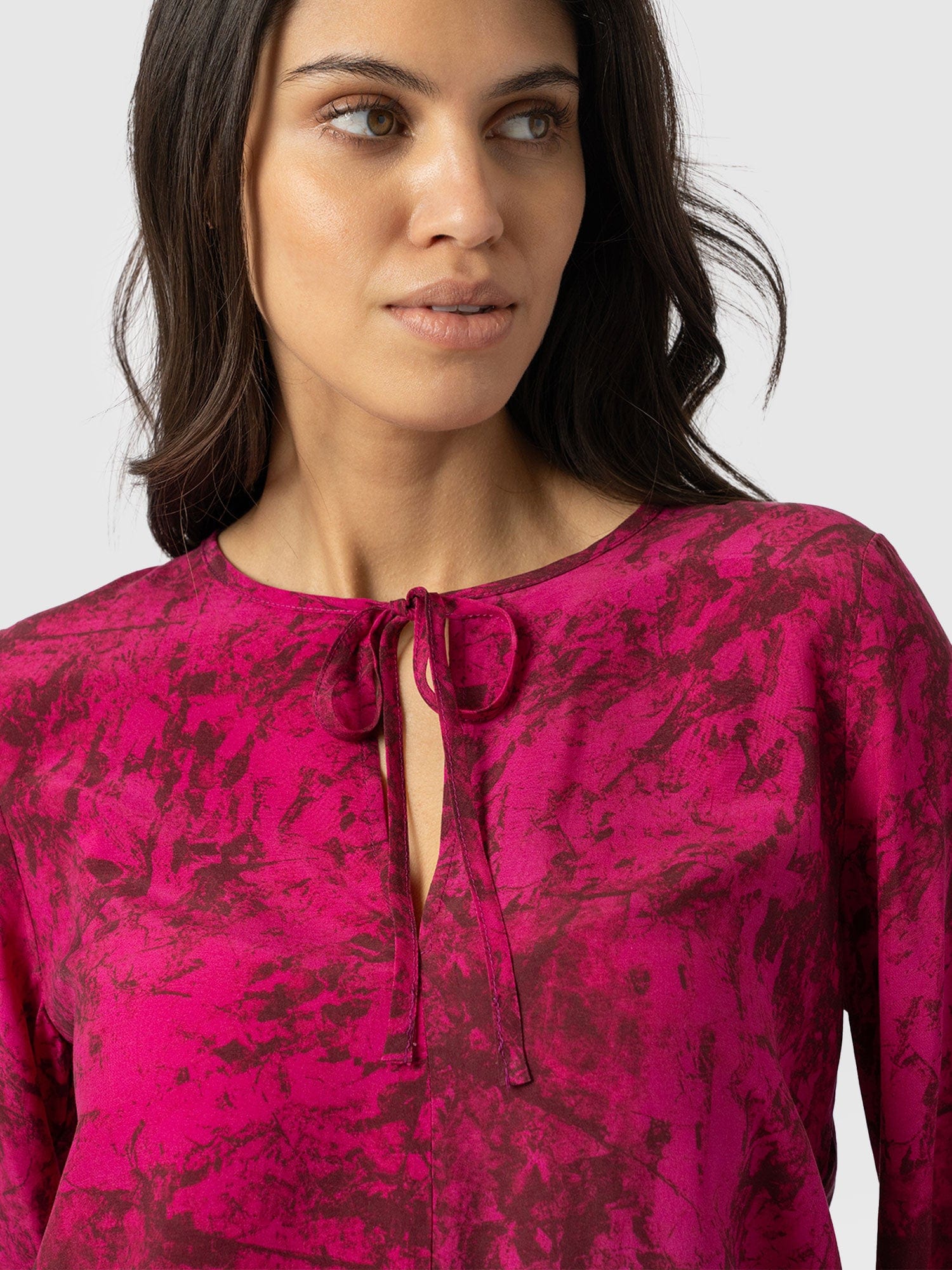 4231-kristen-blouse-pink-marble-1.webp