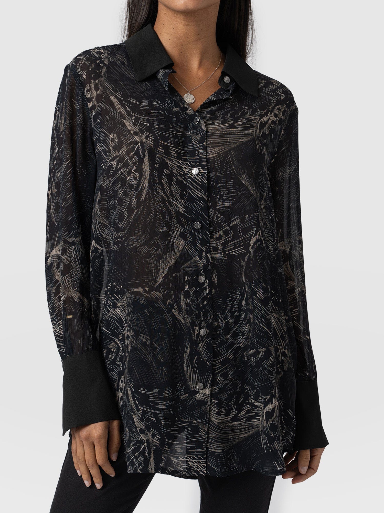 4469-madison-shirt-spot-feather-1.webp