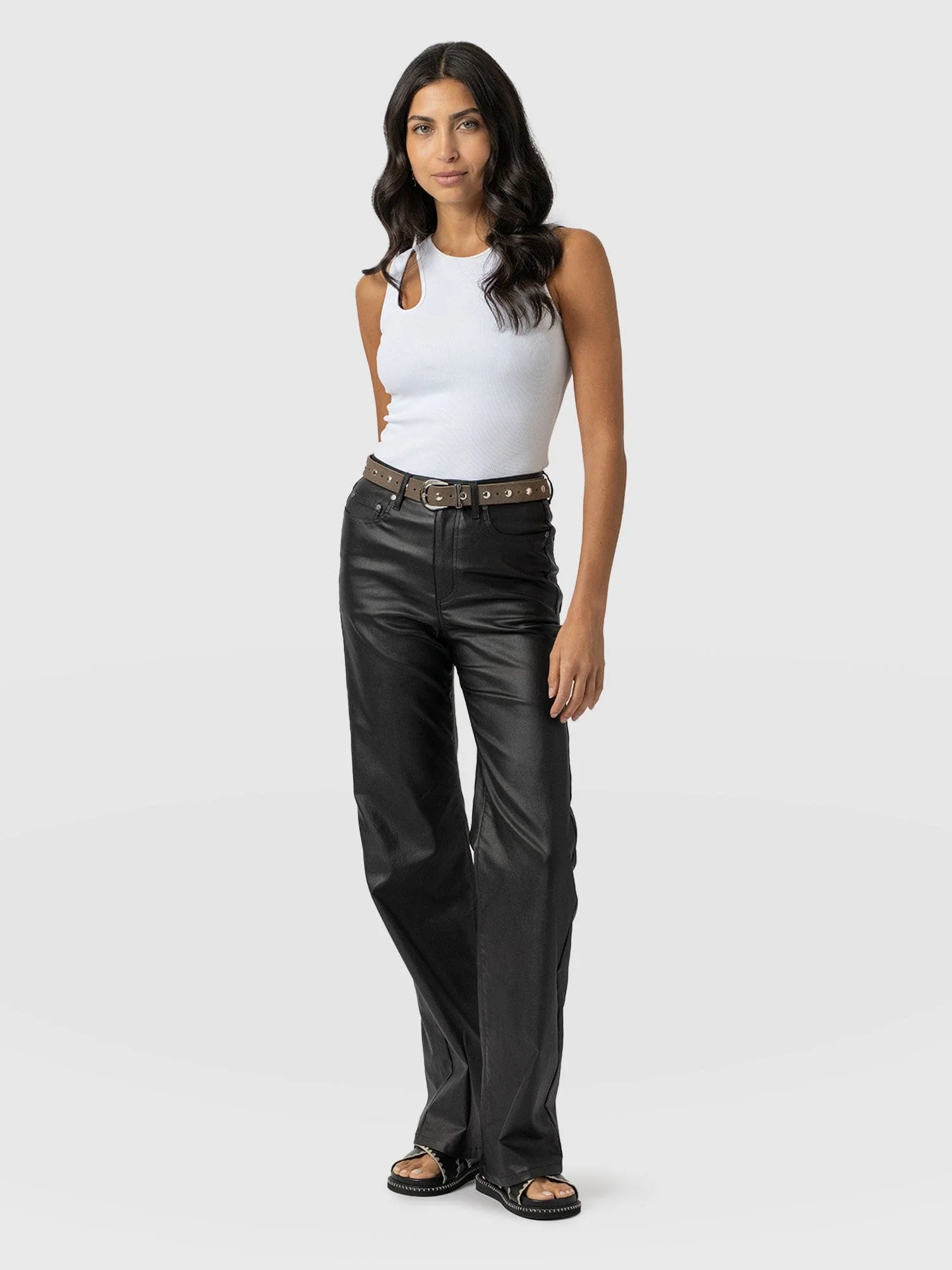 4527-maeve-wide-leg-pant-black-coated-1.webp