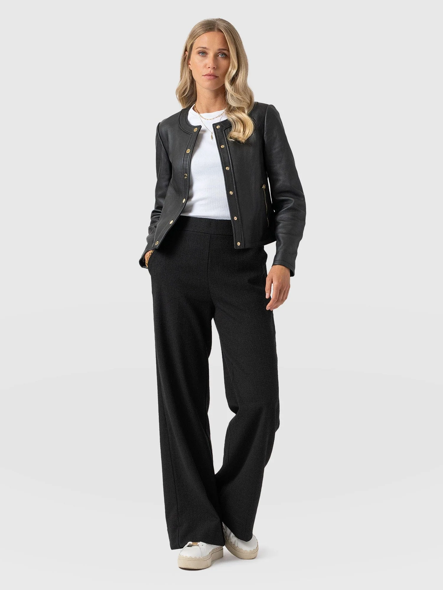 460-arden-wide-leg-pant-black-boucle-1.webp