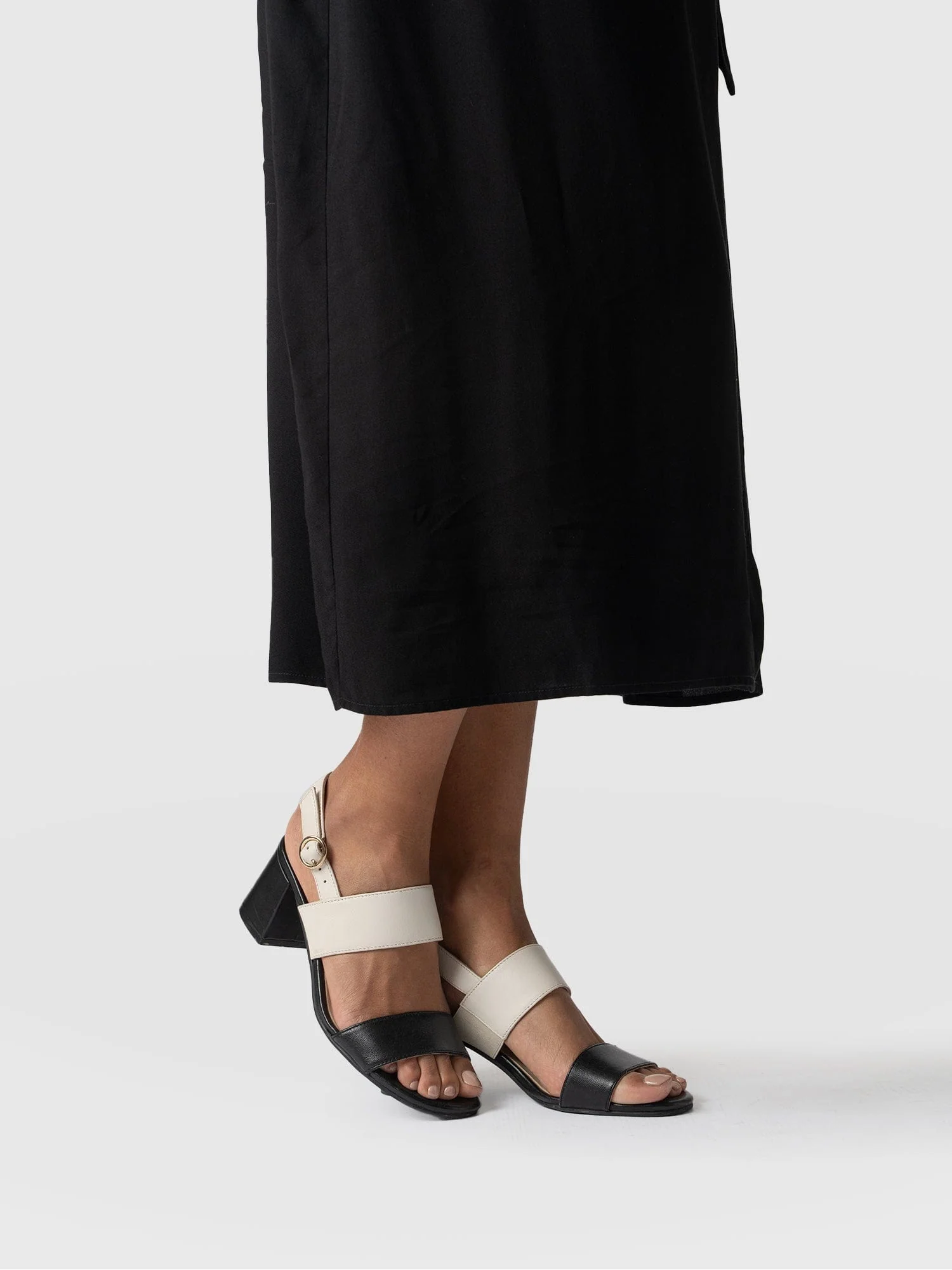 4623-maida-block-heeled-sandal-cream-black-1.webp