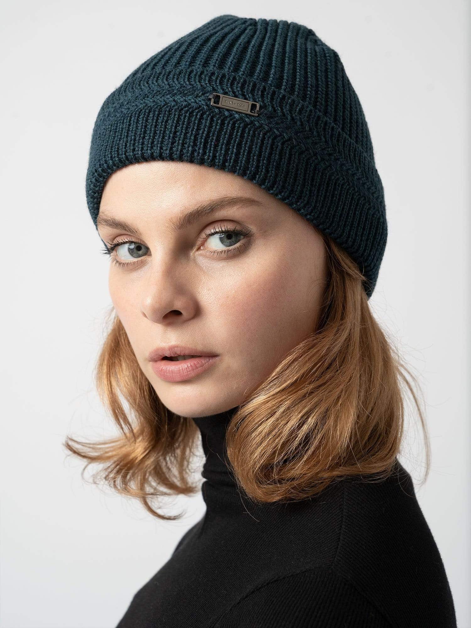 4684-merino-beanie-petrol-1.jpg
