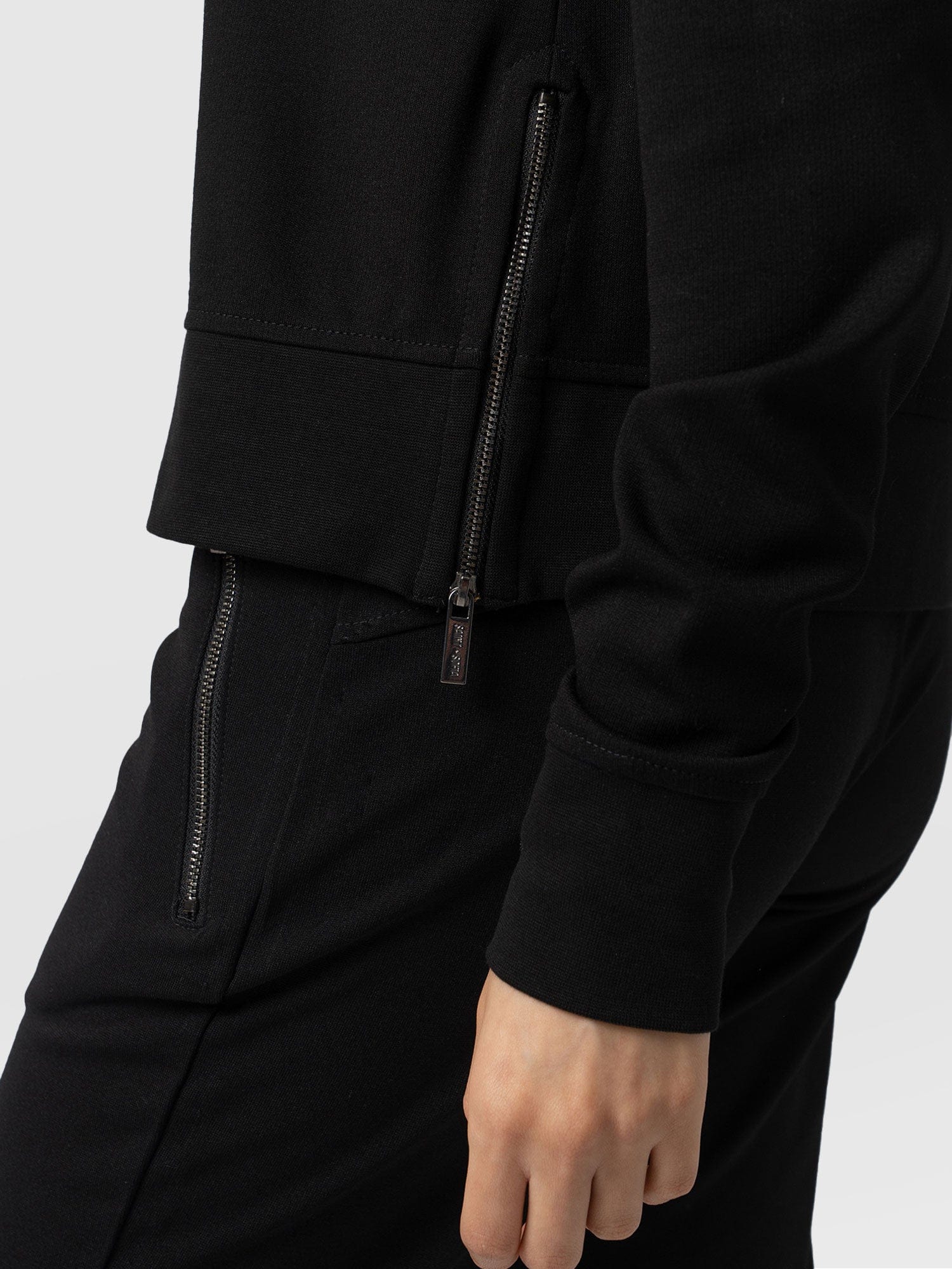 4744-morgan-zip-sweater-black-1.webp