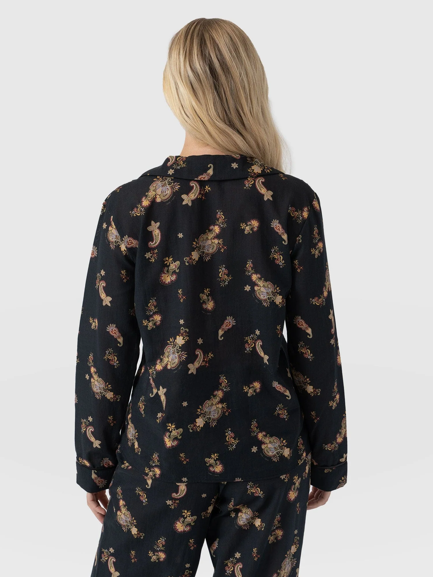 4782-norah-loungewear-set-black-paisley-1.jpg