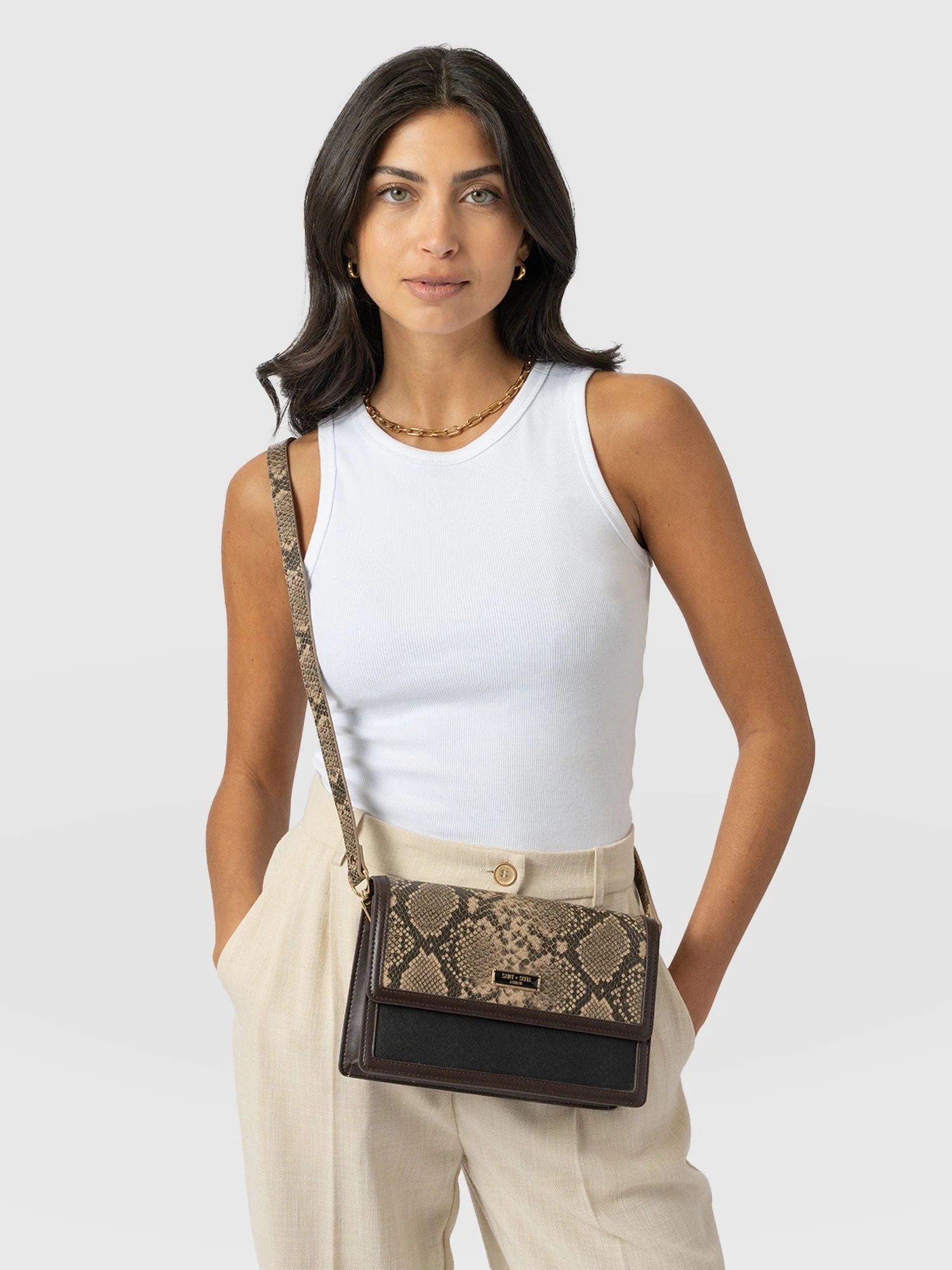 4862-nova-racer-vest-white-1.jpg