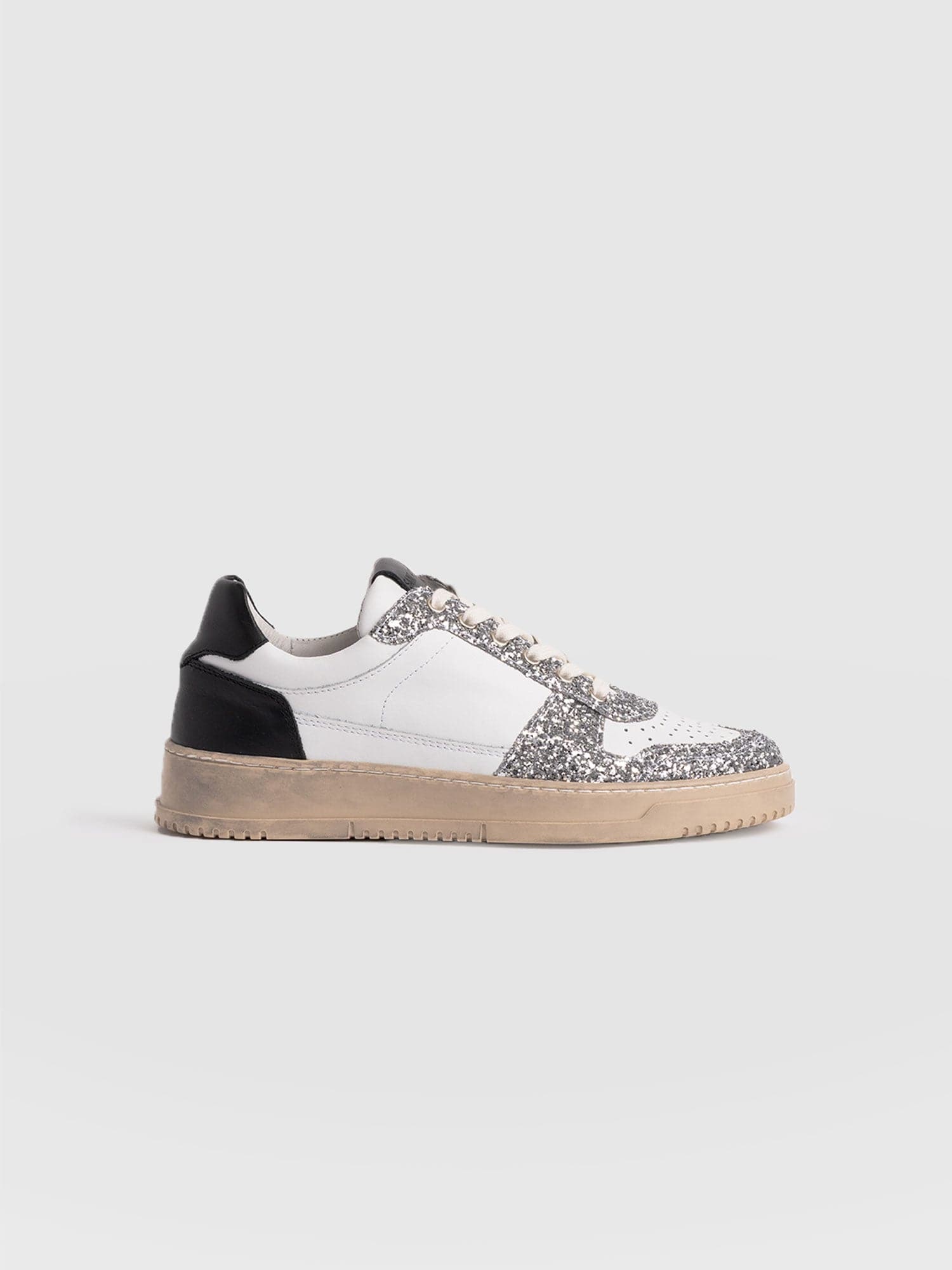 Onyx Sneaker - White/Black
