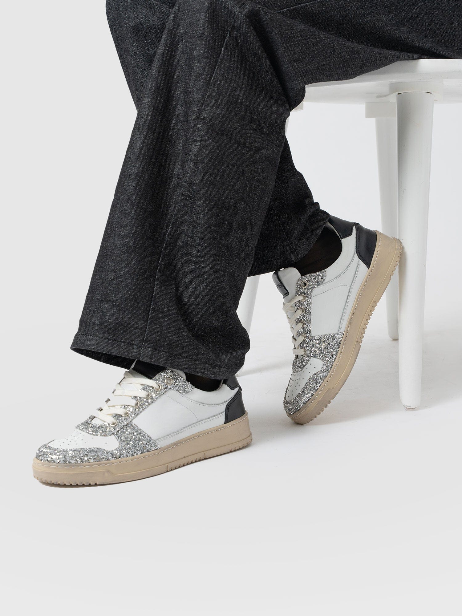 Onyx Sneaker - White/Black
