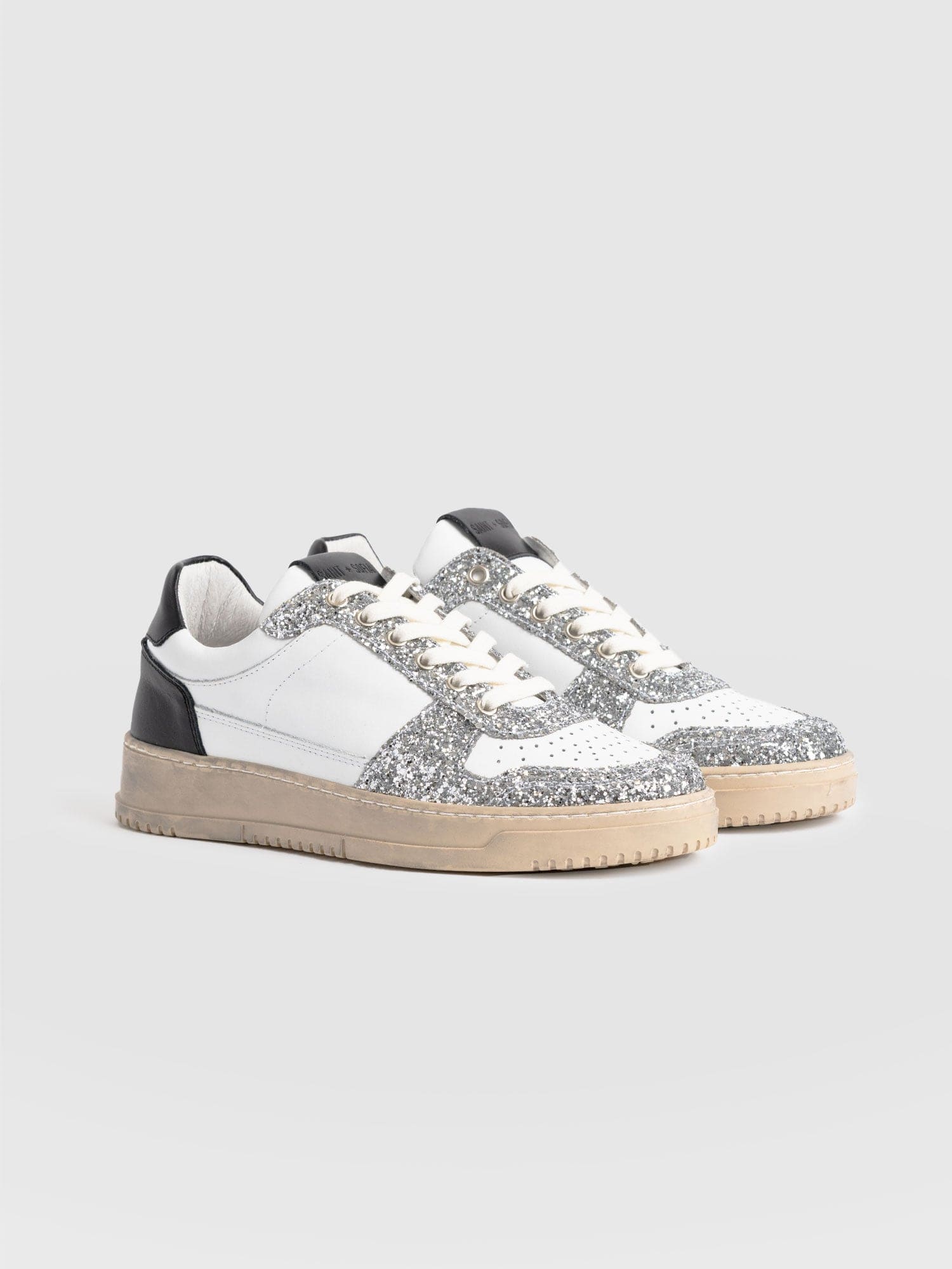 4970-onyx-sneaker-white-black-1.jpg