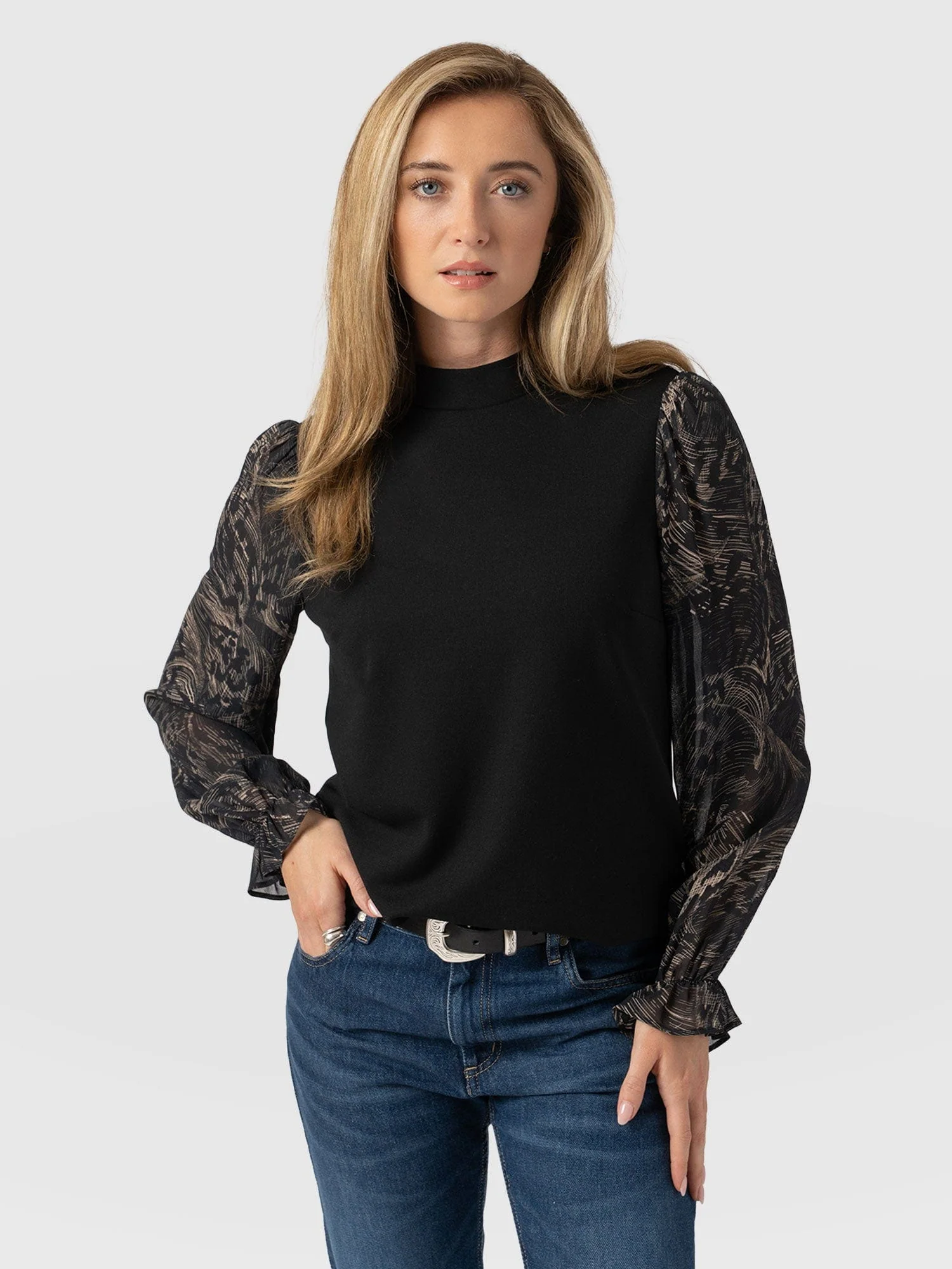 5117-penny-puff-sleeve-long-sleeve-top-spot-feather-1.webp