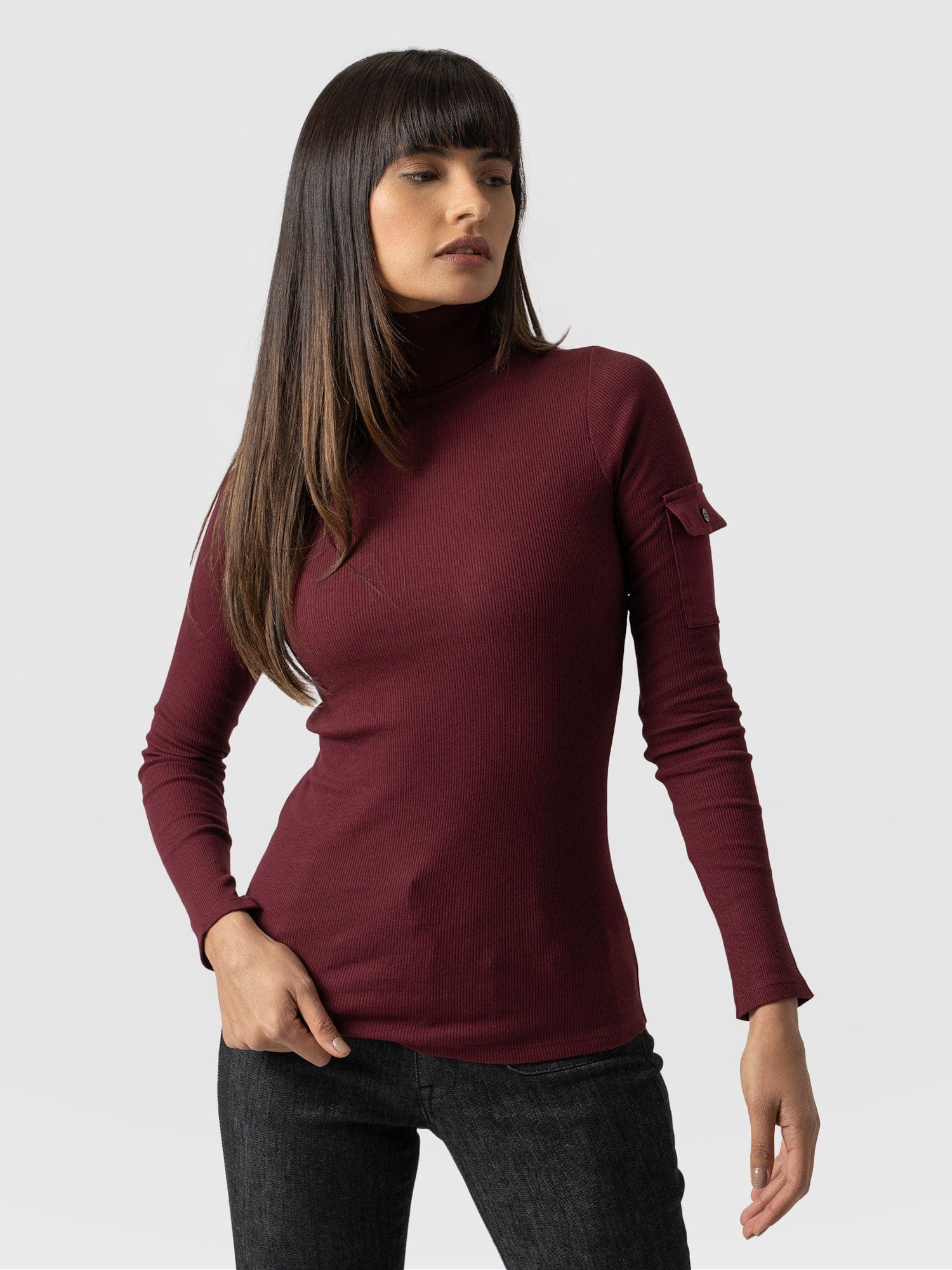 5157-pocket-turtle-neck-burgundy-1.jpg