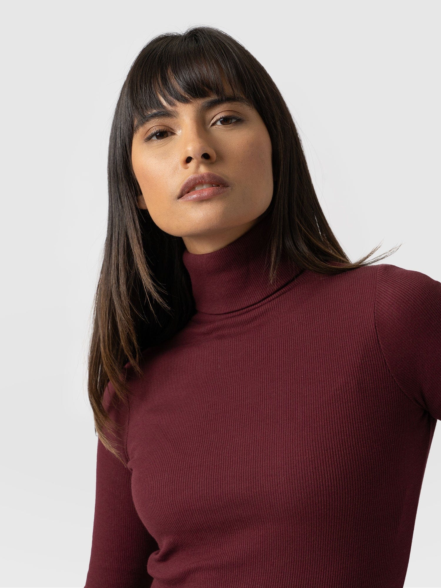 5157-pocket-turtle-neck-burgundy-1.jpg