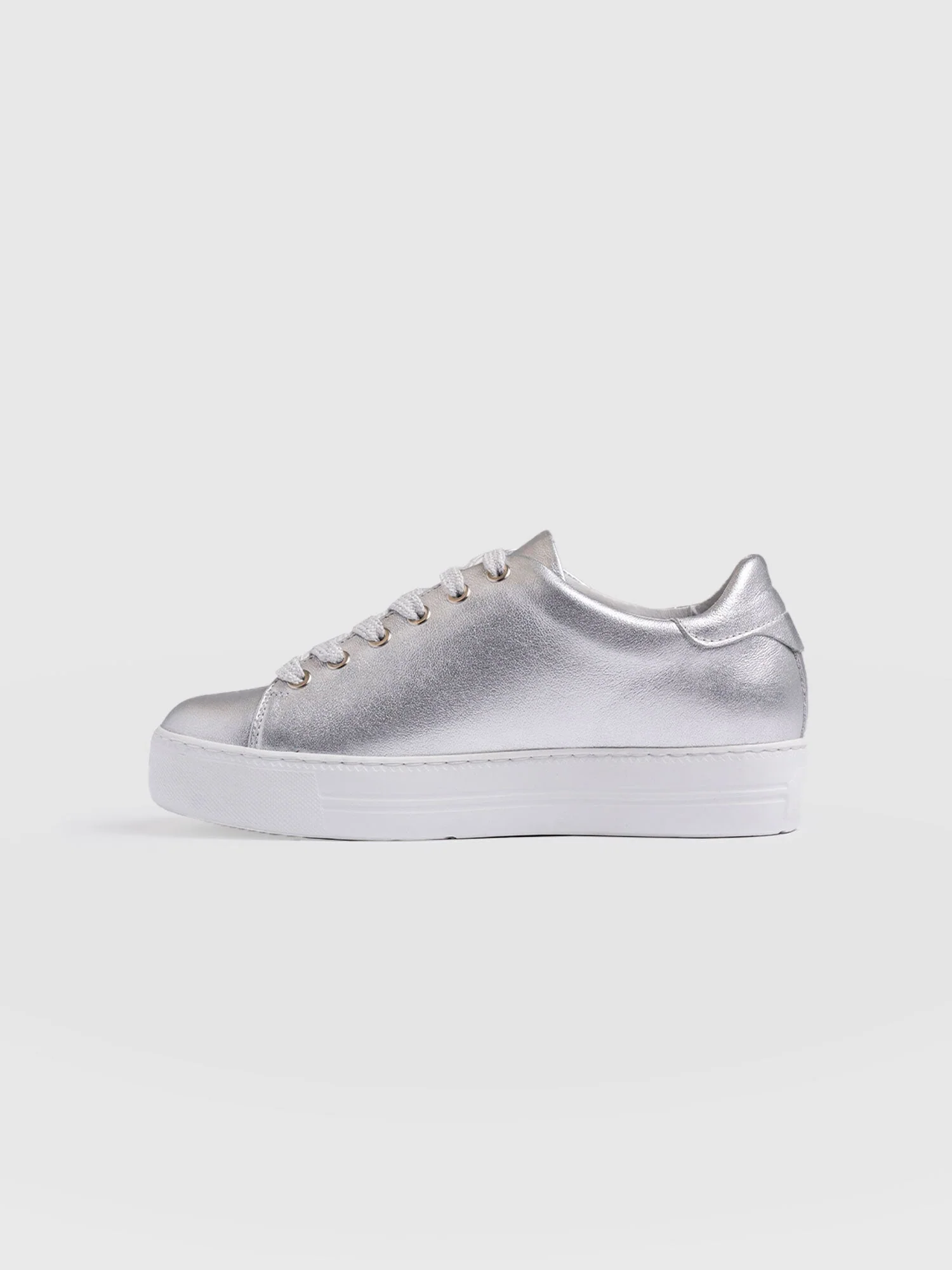 5197-portland-sneaker-silver-1.webp