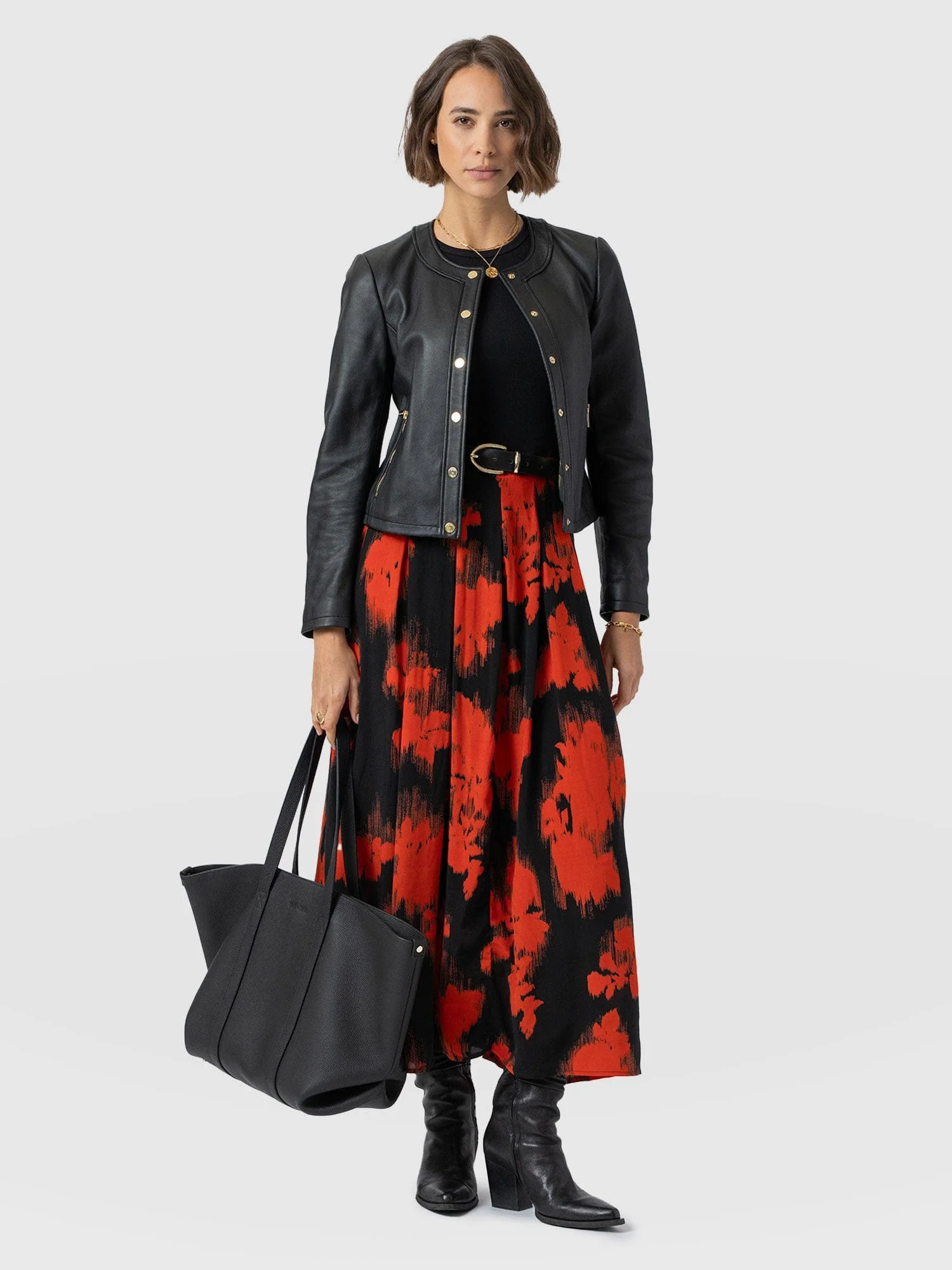 5498-renee-contrast-dress-orange-fade-floral-1.webp