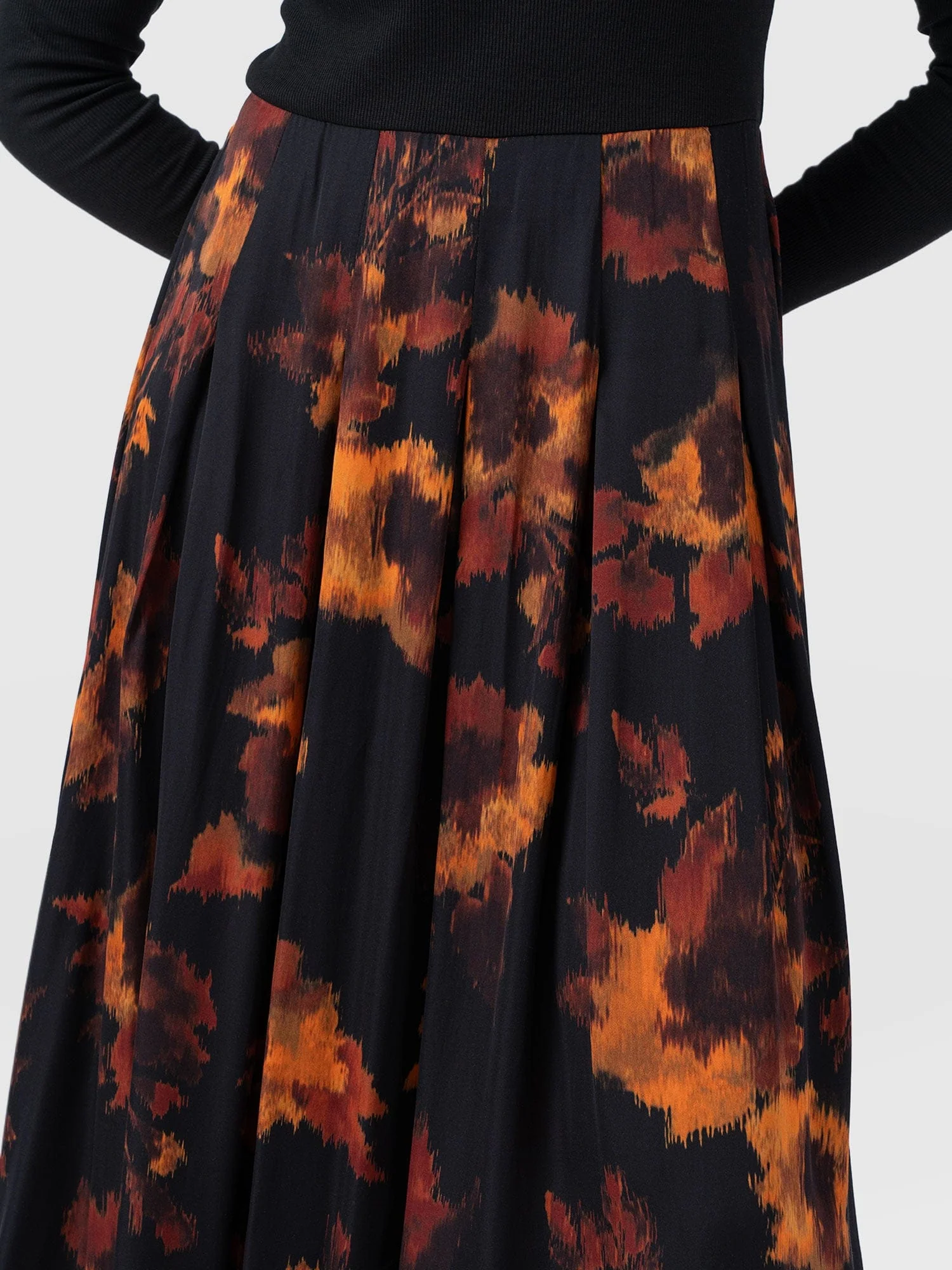 5508-renee-contrast-long-sleeve-dress-autumn-floral-1.webp