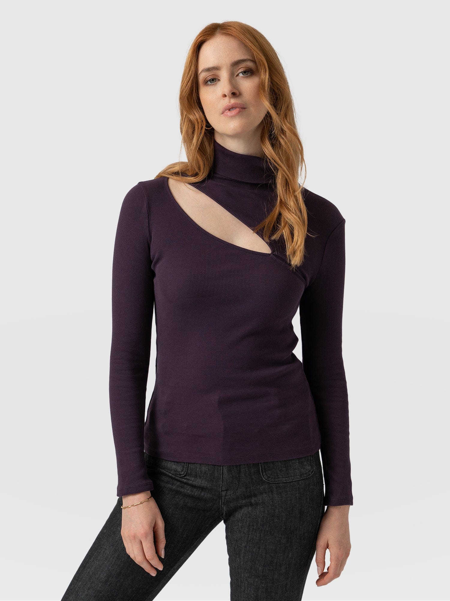 5568-reveal-turtle-neck-plum-1.jpg