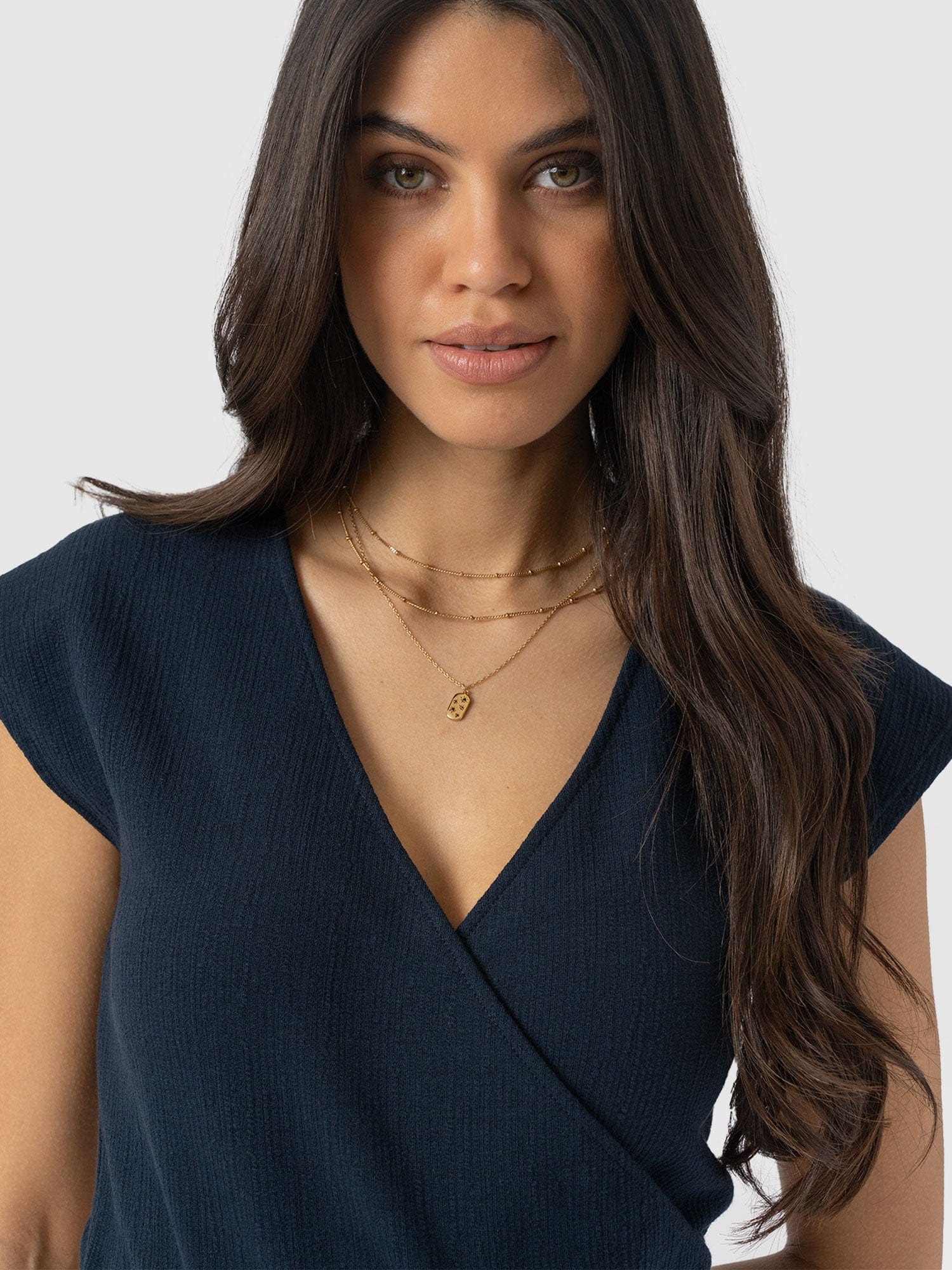 5789-rosa-wrap-top-navy-textured-1.webp