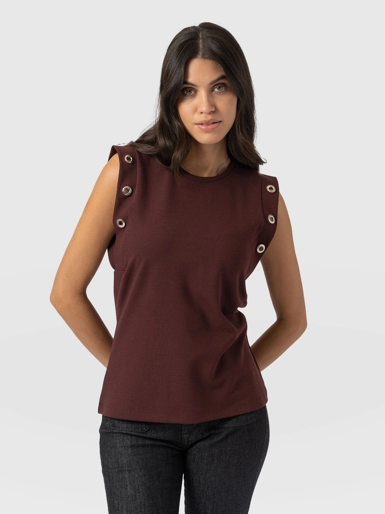 5879-rowan-tee-maroon-eyelet-1.webp