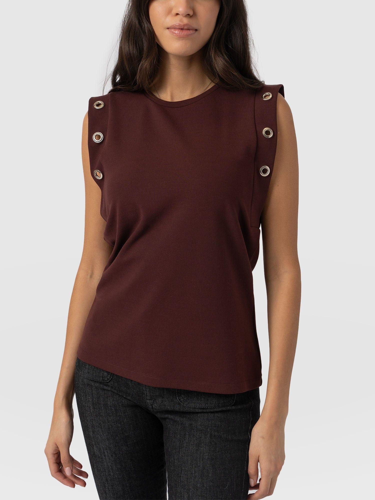5879-rowan-tee-maroon-eyelet-1.webp
