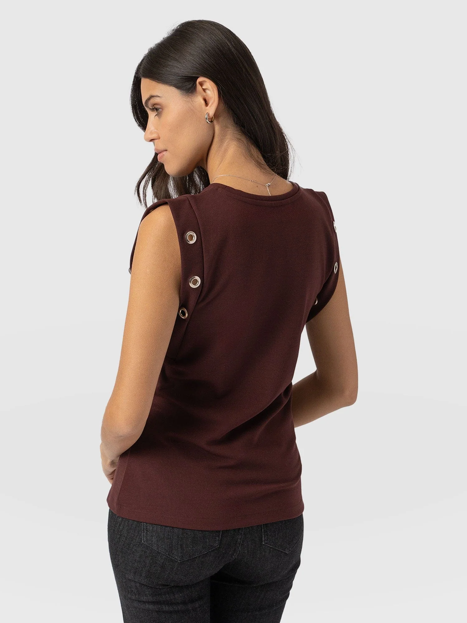 5879-rowan-tee-maroon-eyelet-1.webp